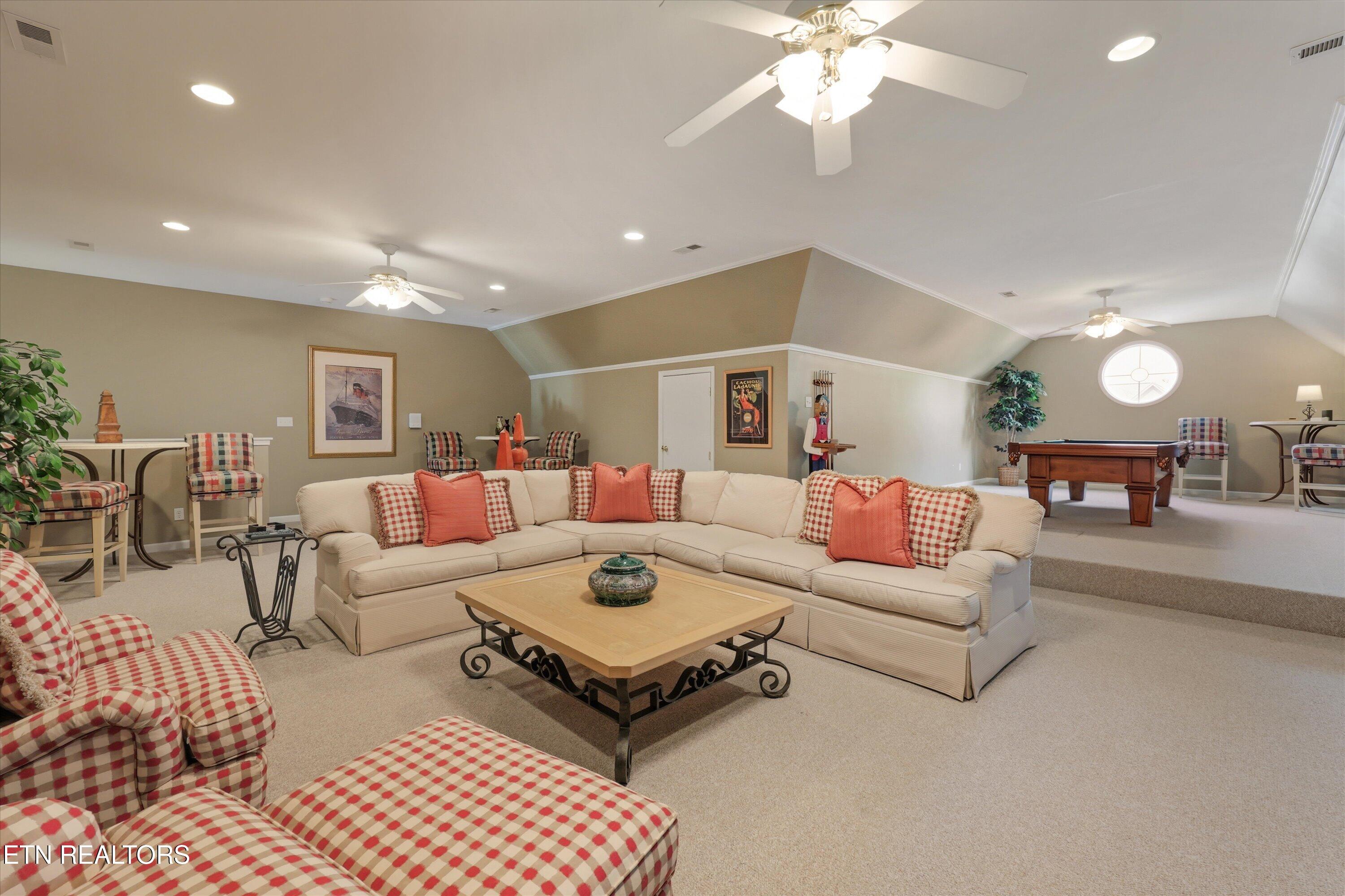 1837 Regents Park Road Knoxville TN 37922