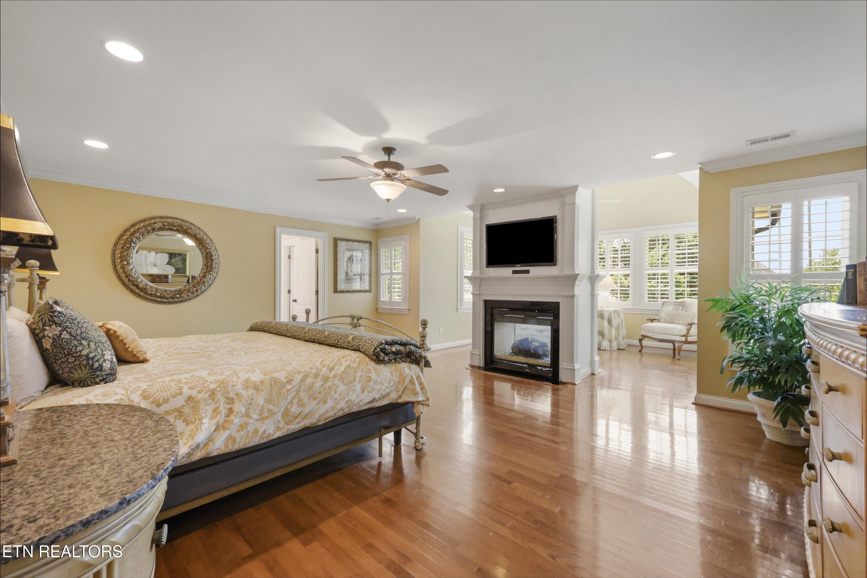 1837 Regents Park Road Knoxville TN 37922