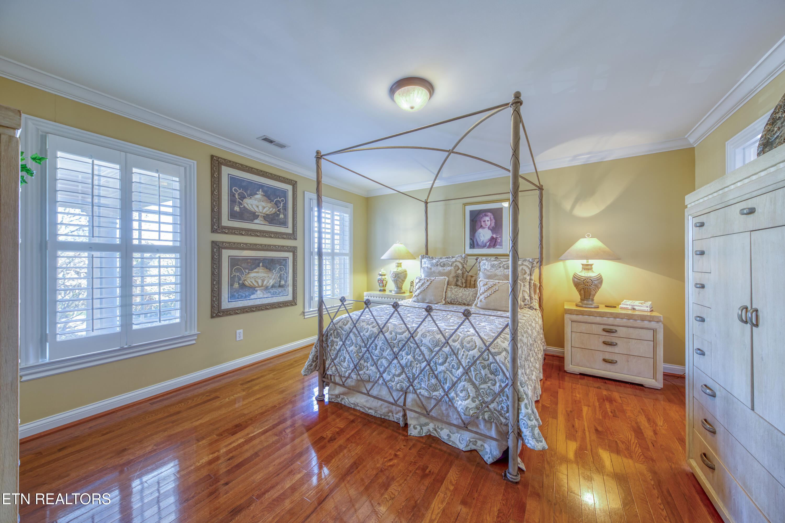 1837 Regents Park Road Knoxville TN 37922