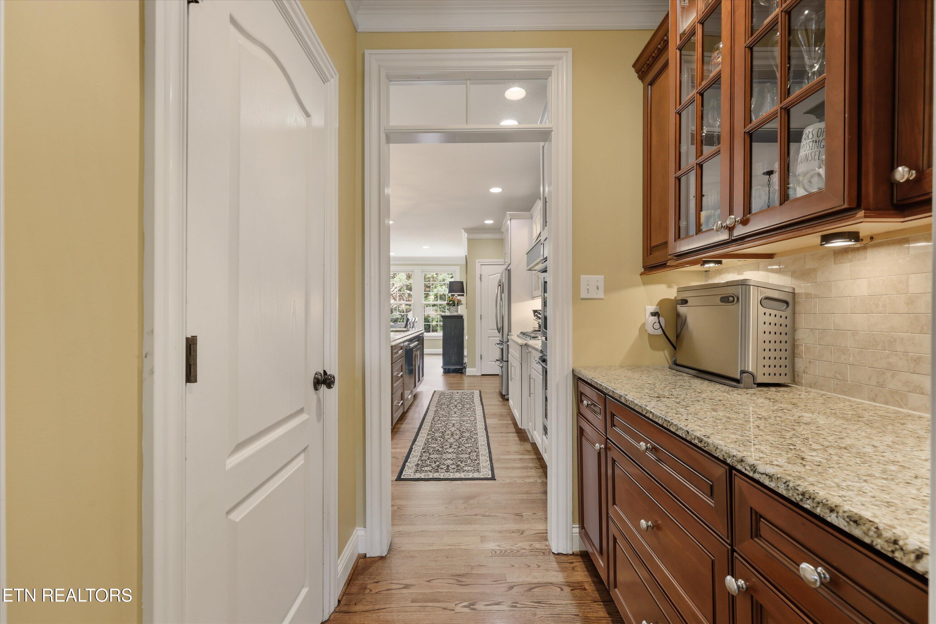 1837 Regents Park Road Knoxville TN 37922