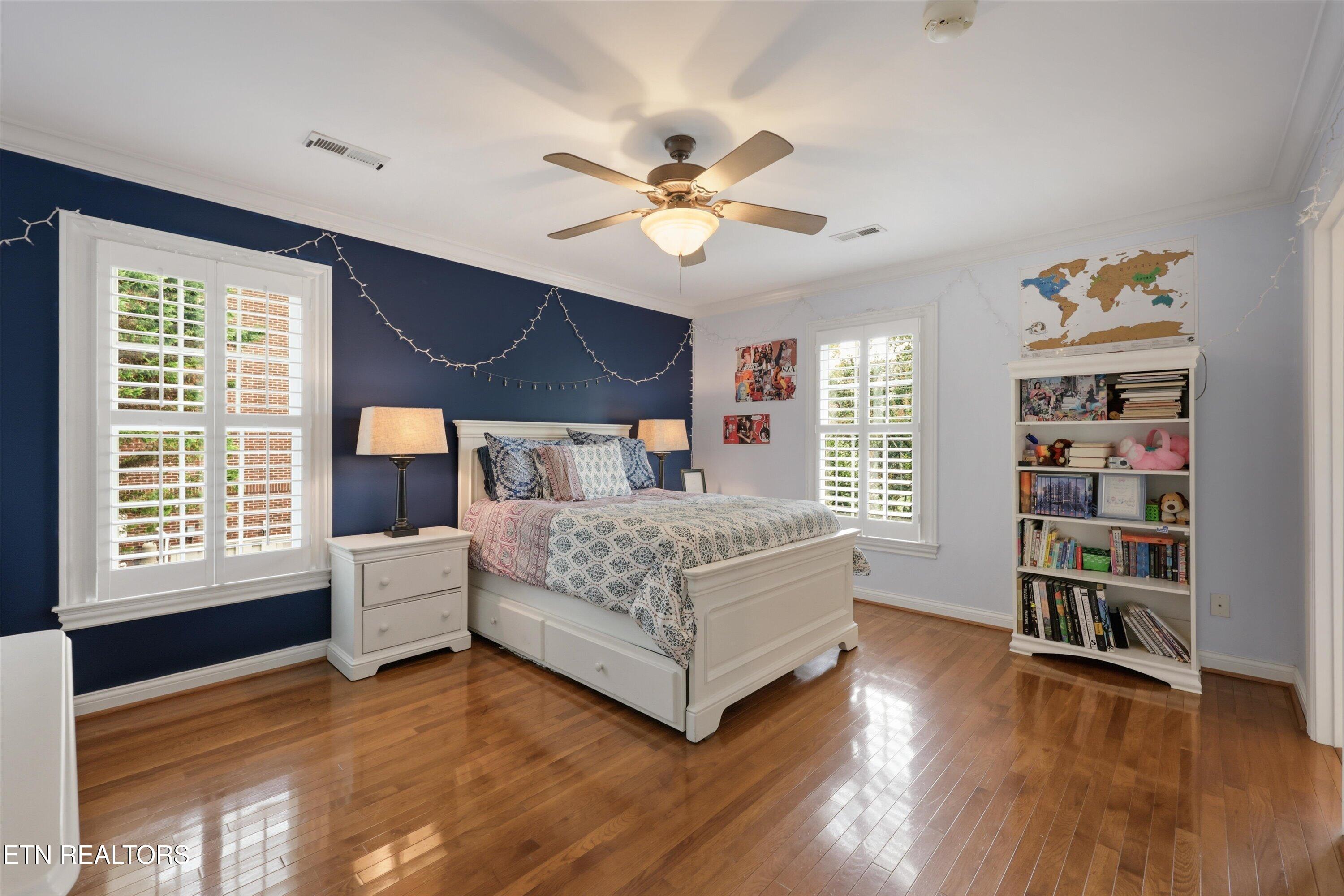 1837 Regents Park Road Knoxville TN 37922