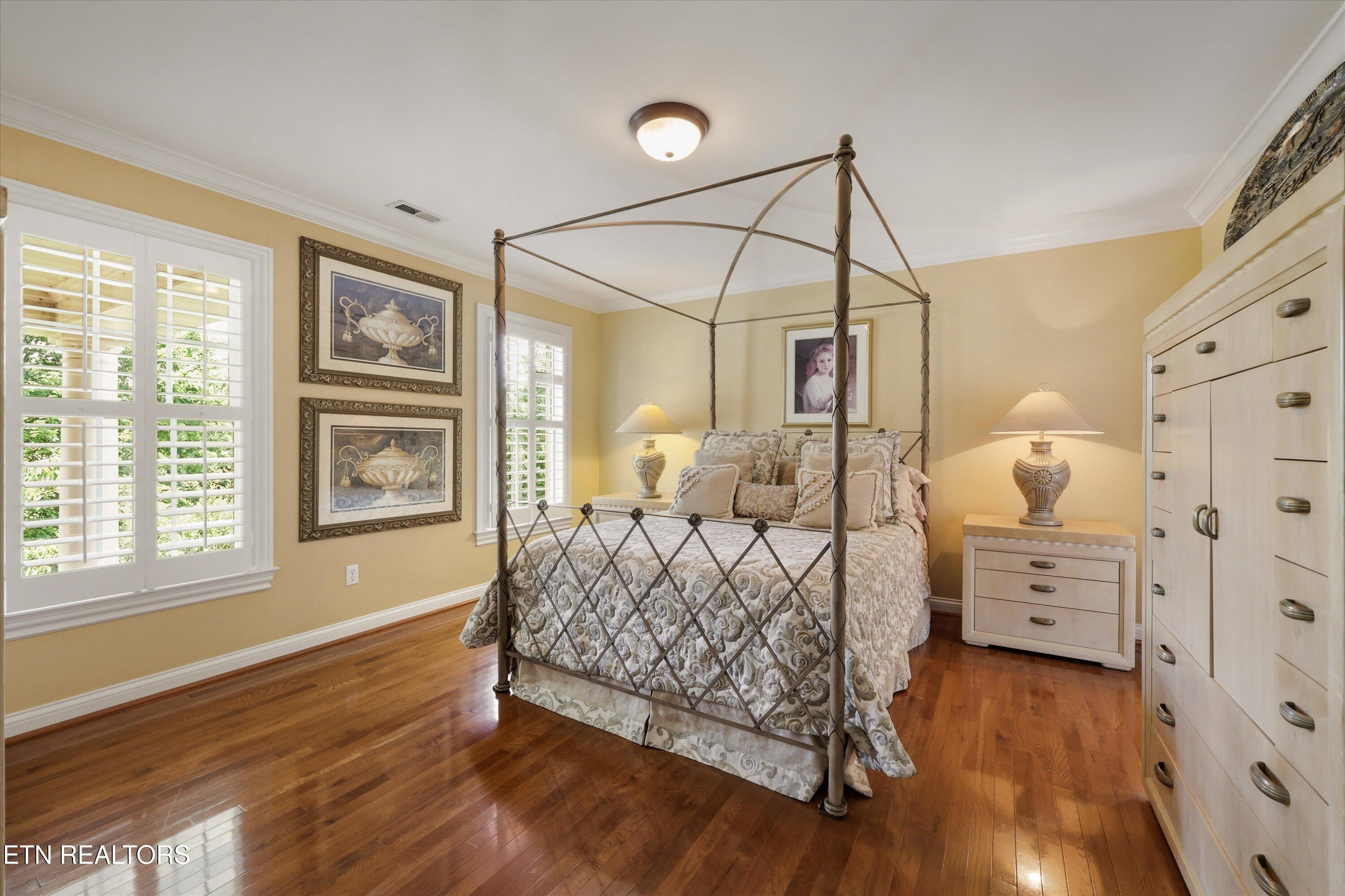 1837 Regents Park Road Knoxville TN 37922
