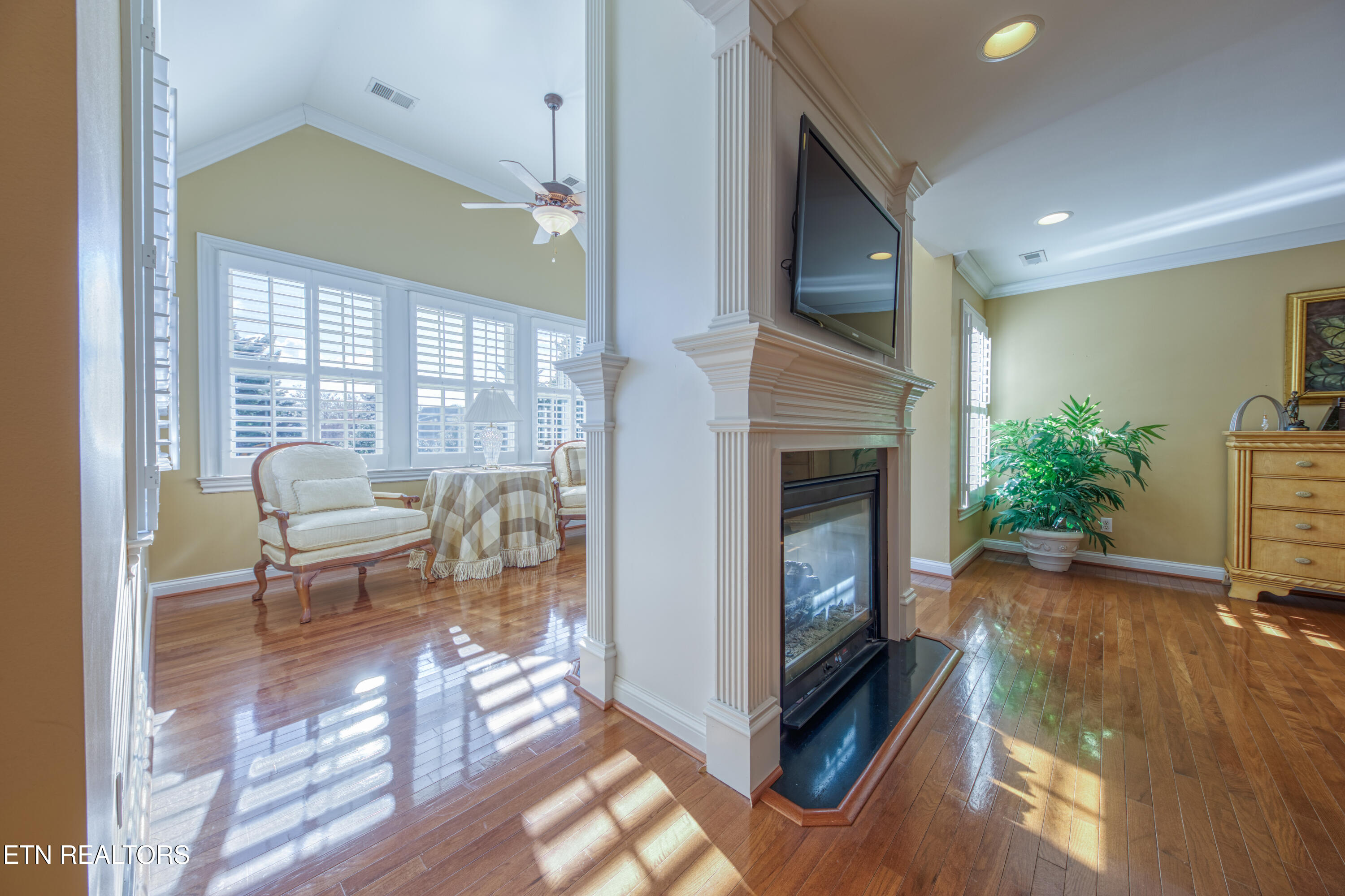 1837 Regents Park Road Knoxville TN 37922