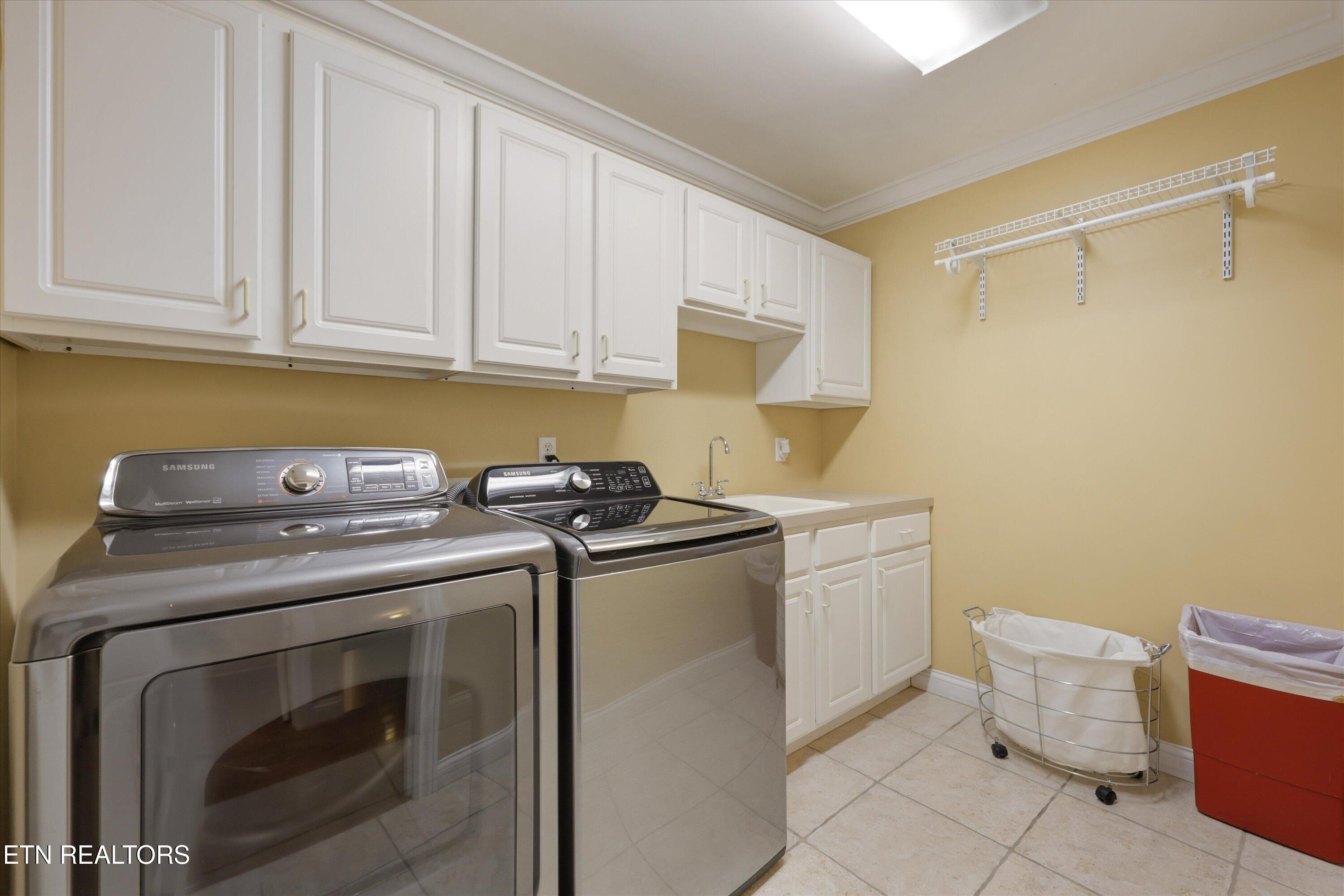 1837 Regents Park Road Knoxville TN 37922