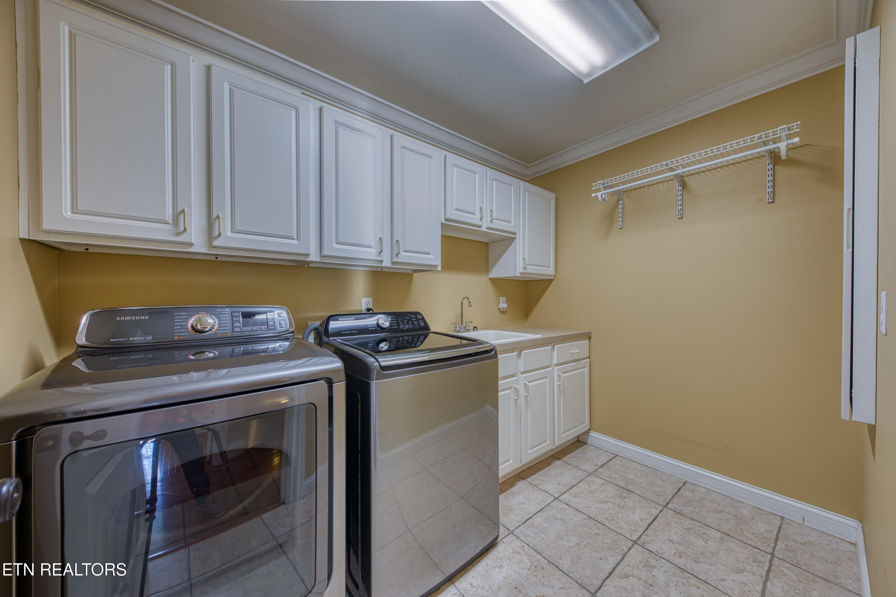 1837 Regents Park Road Knoxville TN 37922