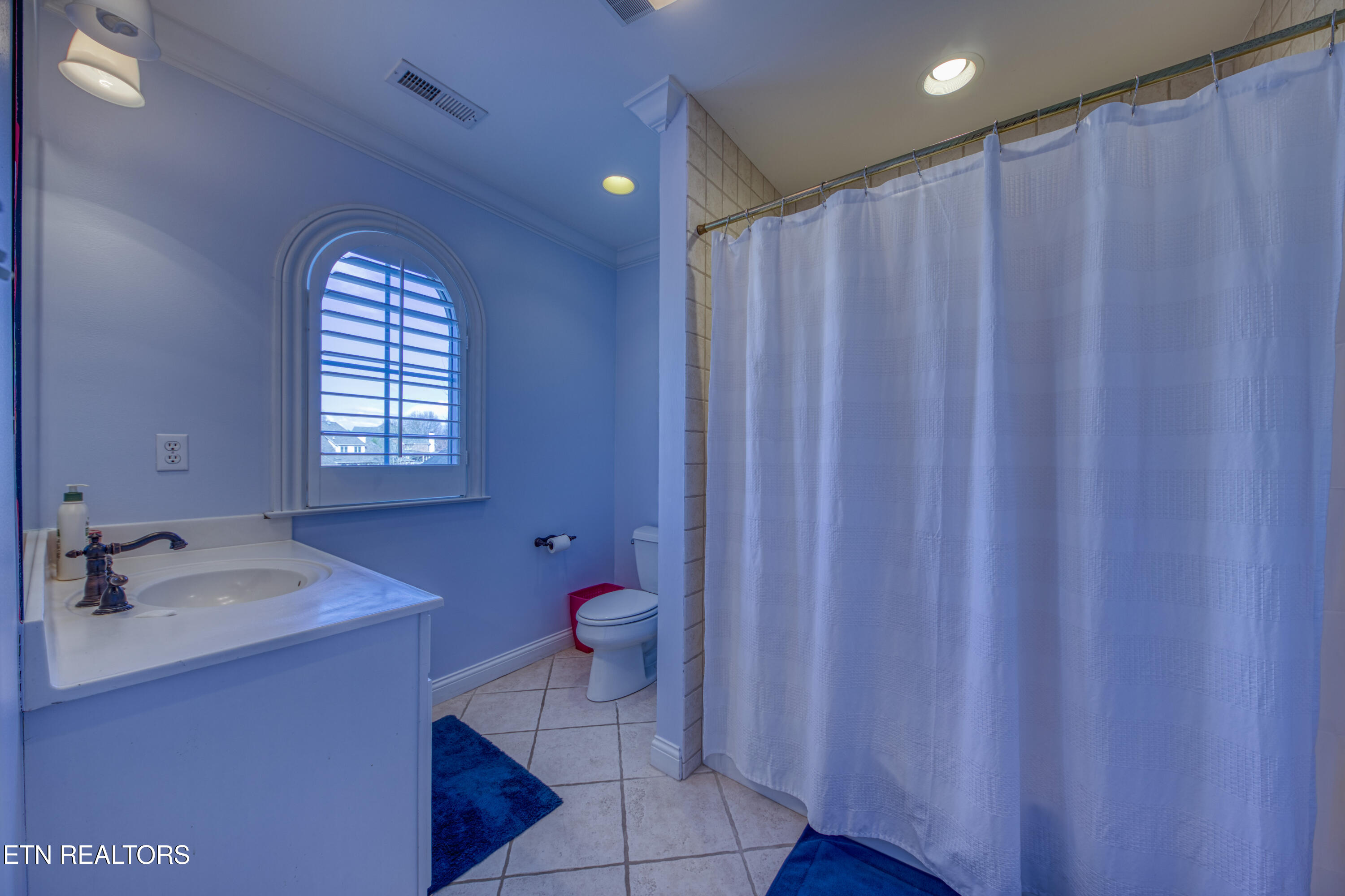 1837 Regents Park Road Knoxville TN 37922