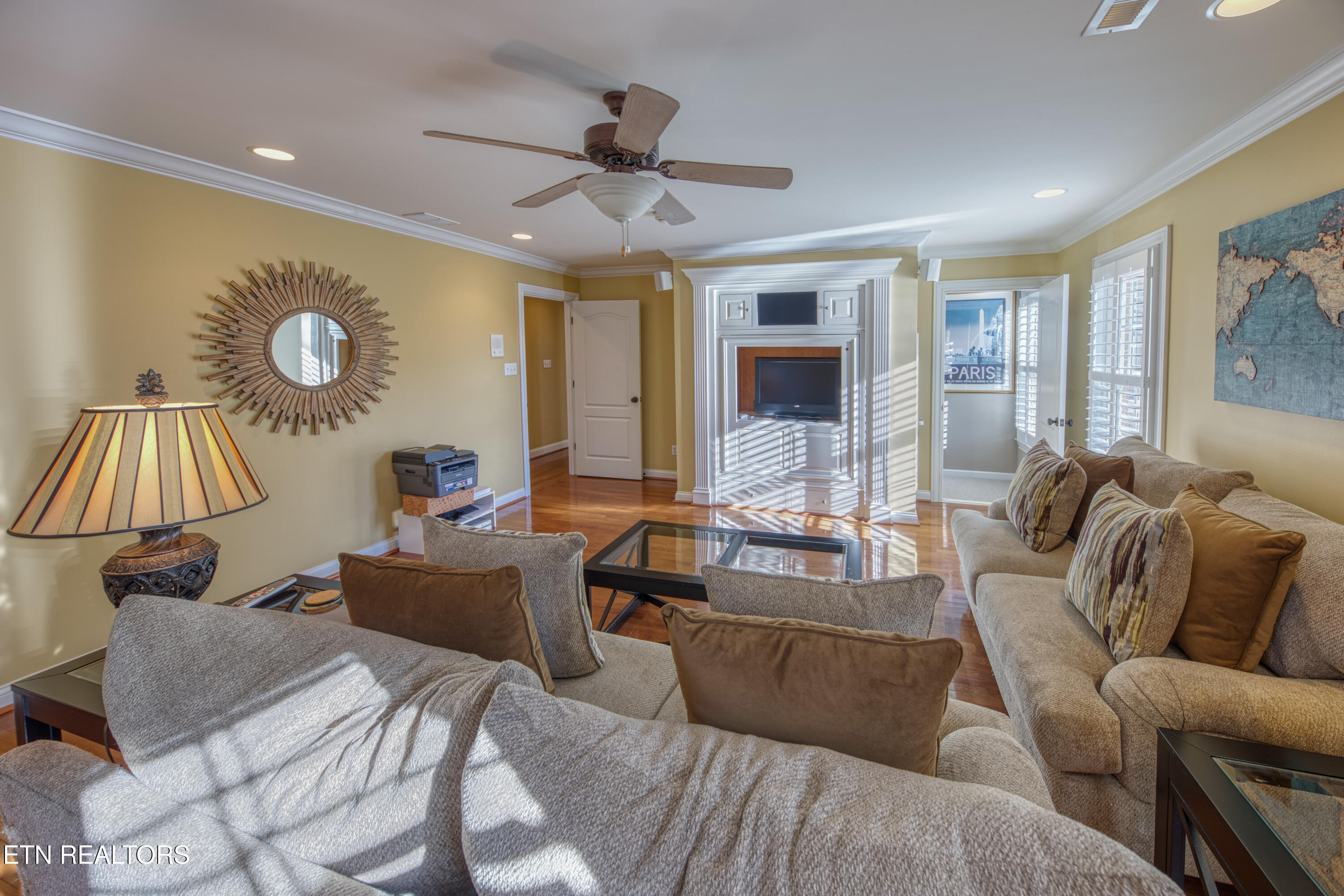 1837 Regents Park Road Knoxville TN 37922