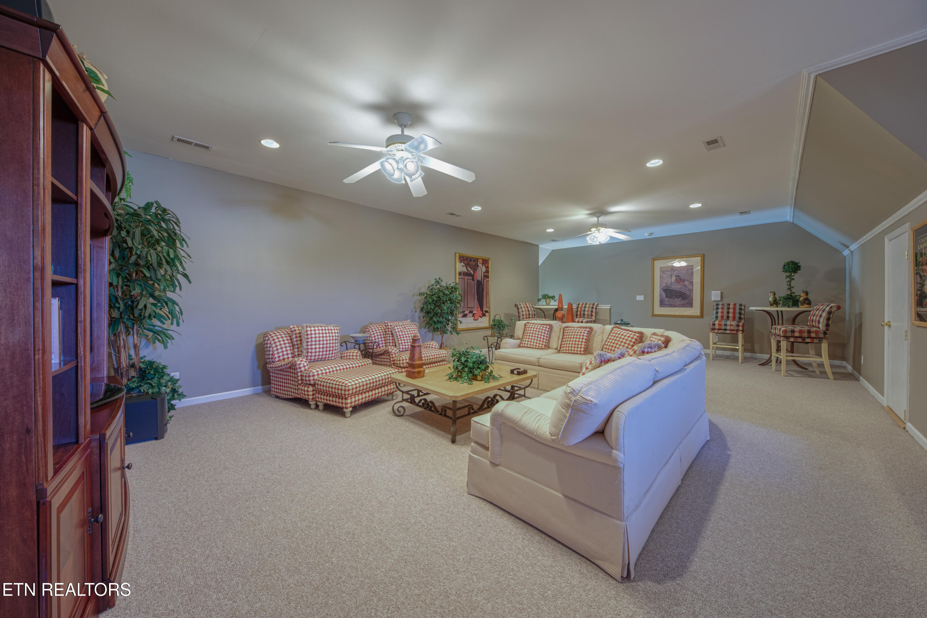 1837 Regents Park Road Knoxville TN 37922