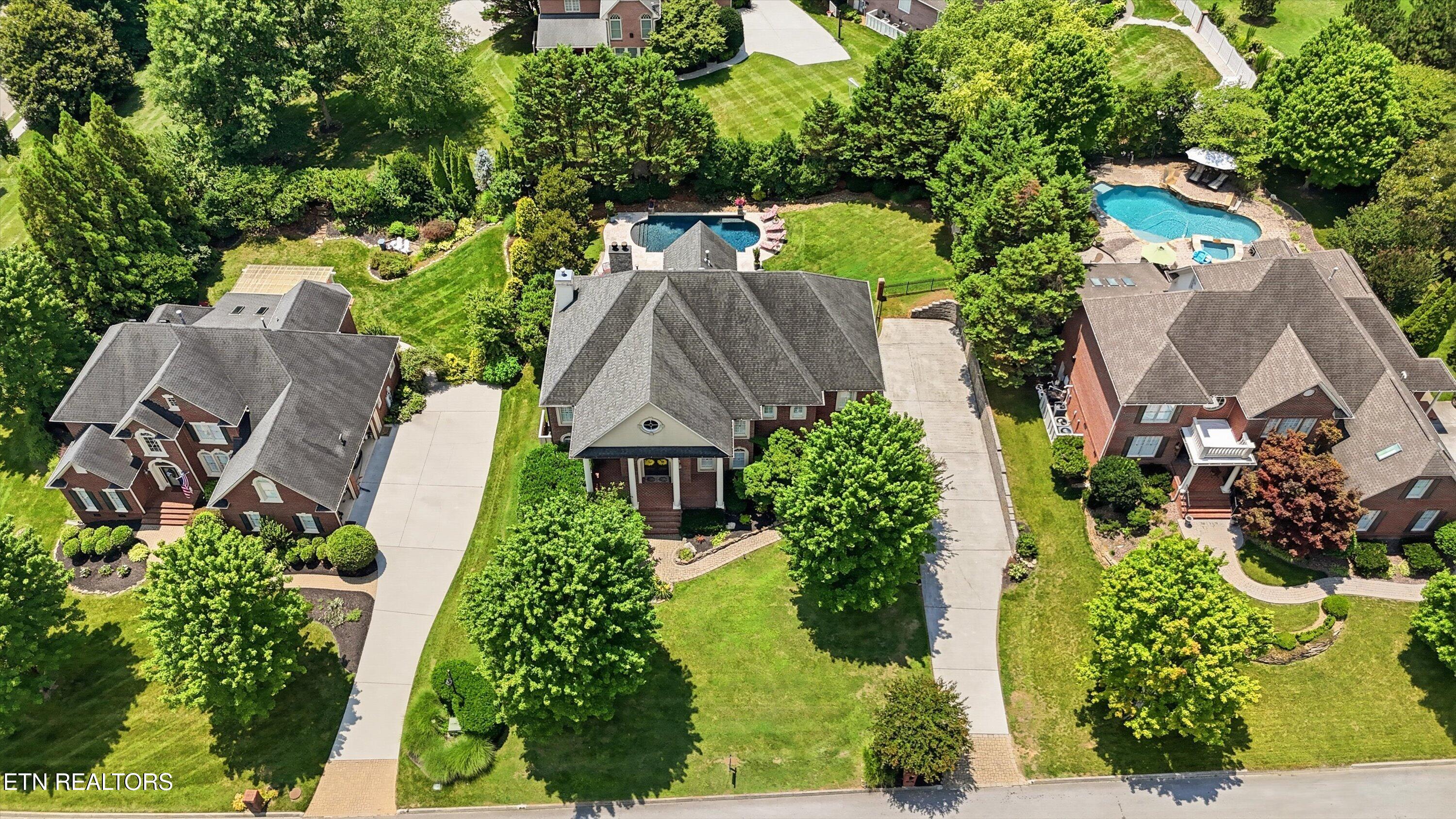 1837 Regents Park Road Knoxville TN 37922