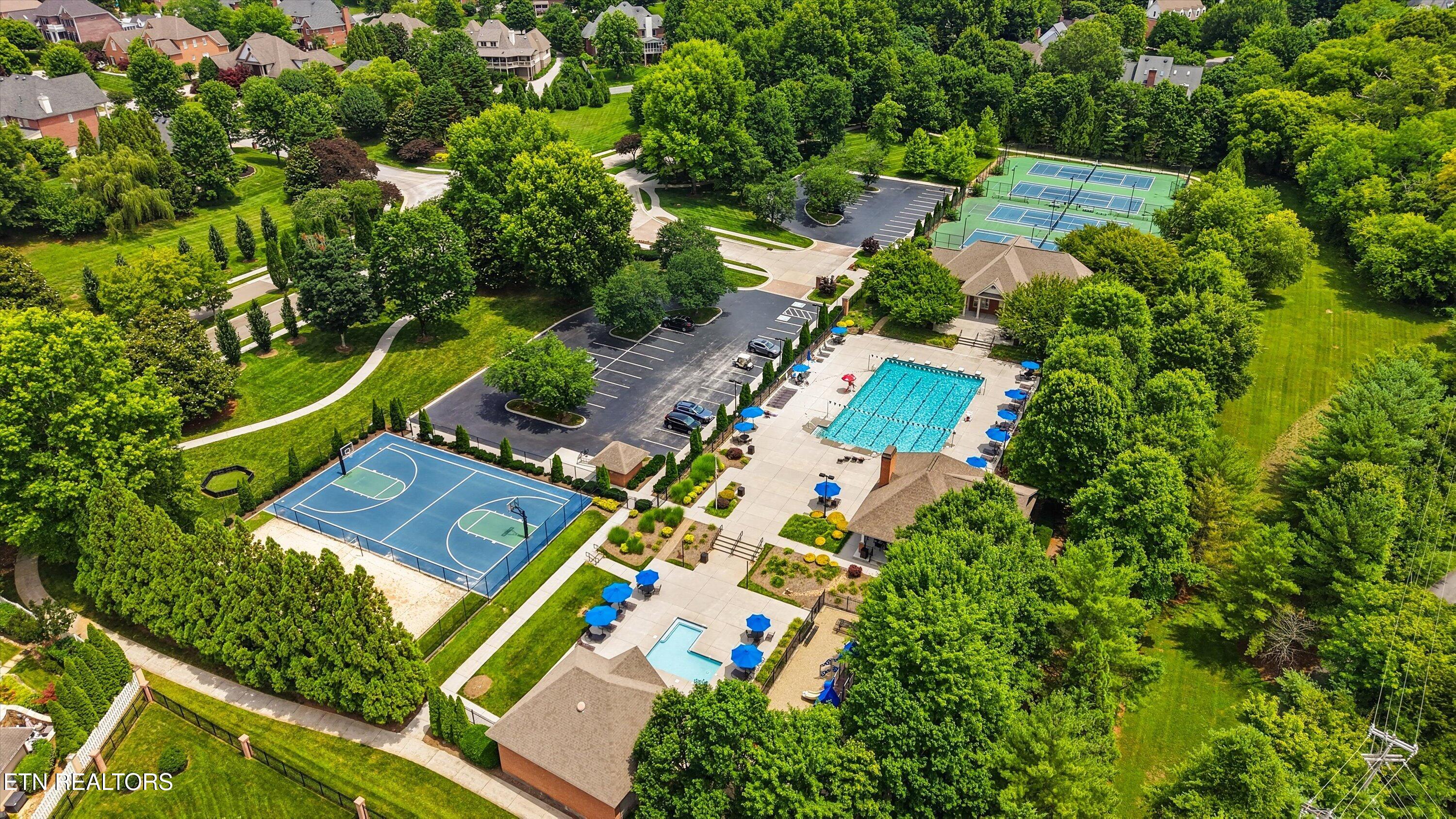 1837 Regents Park Road Knoxville TN 37922