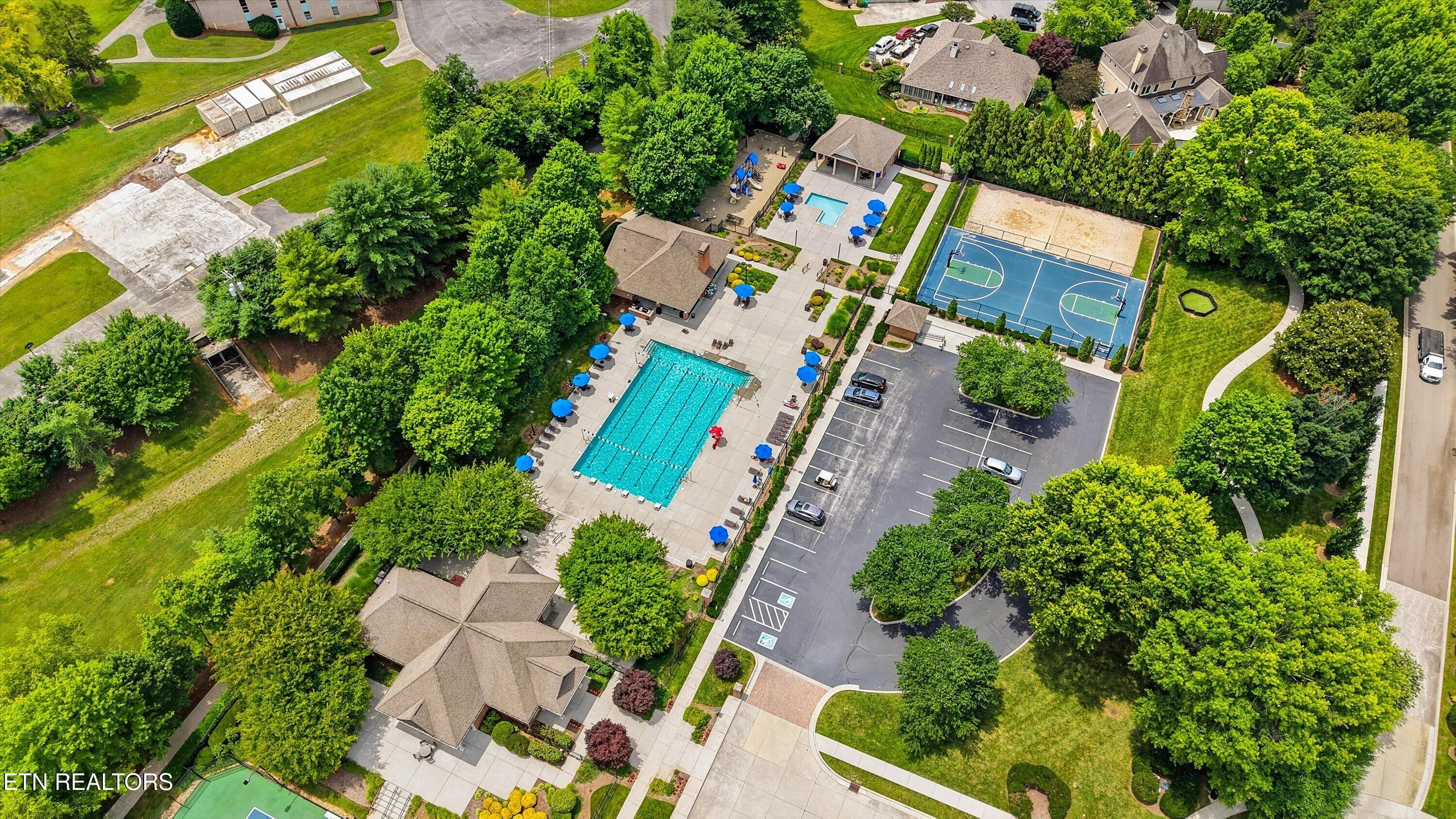 1837 Regents Park Road Knoxville TN 37922
