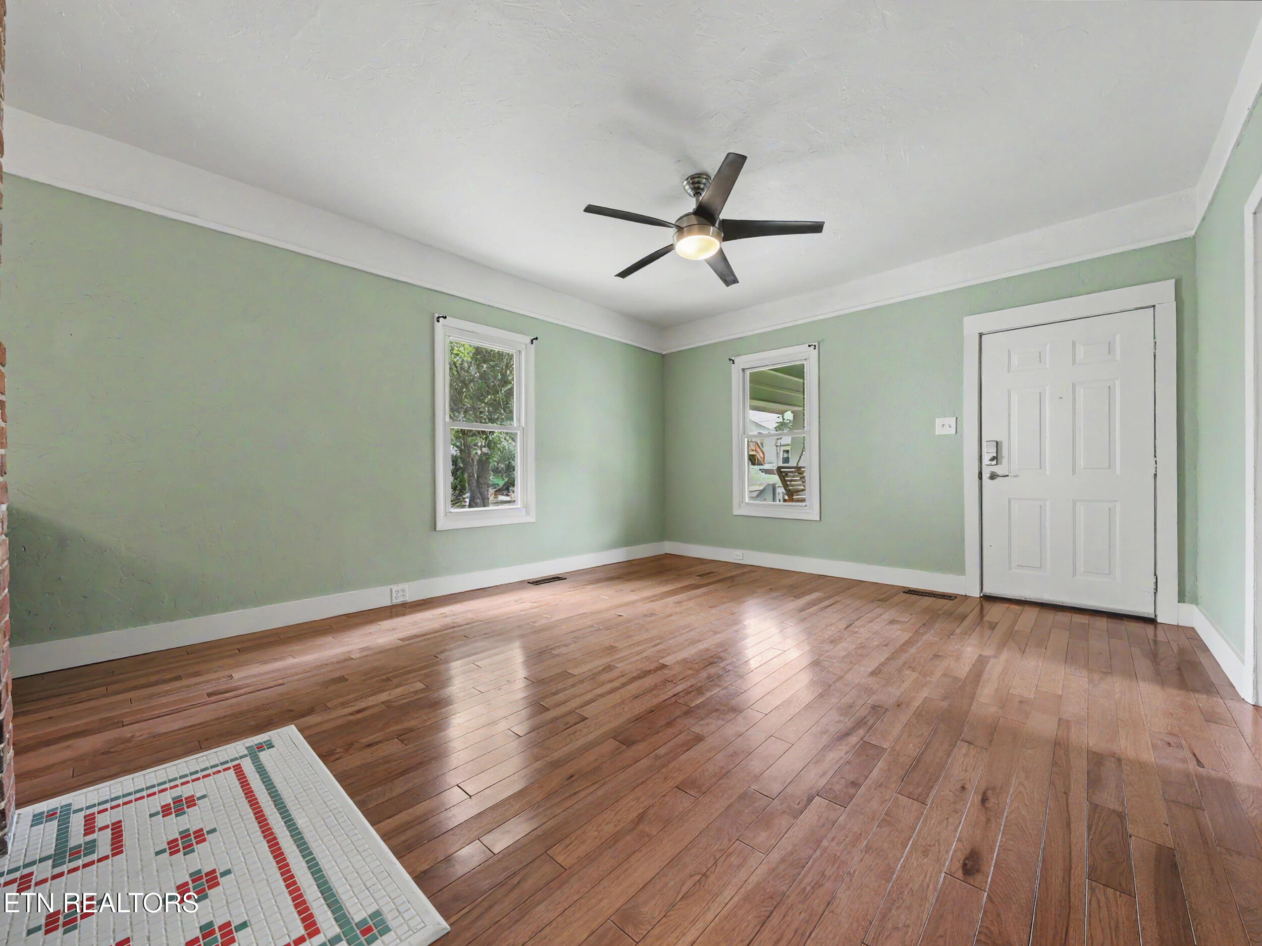 1127 Rider Avenue Knoxville TN 37917