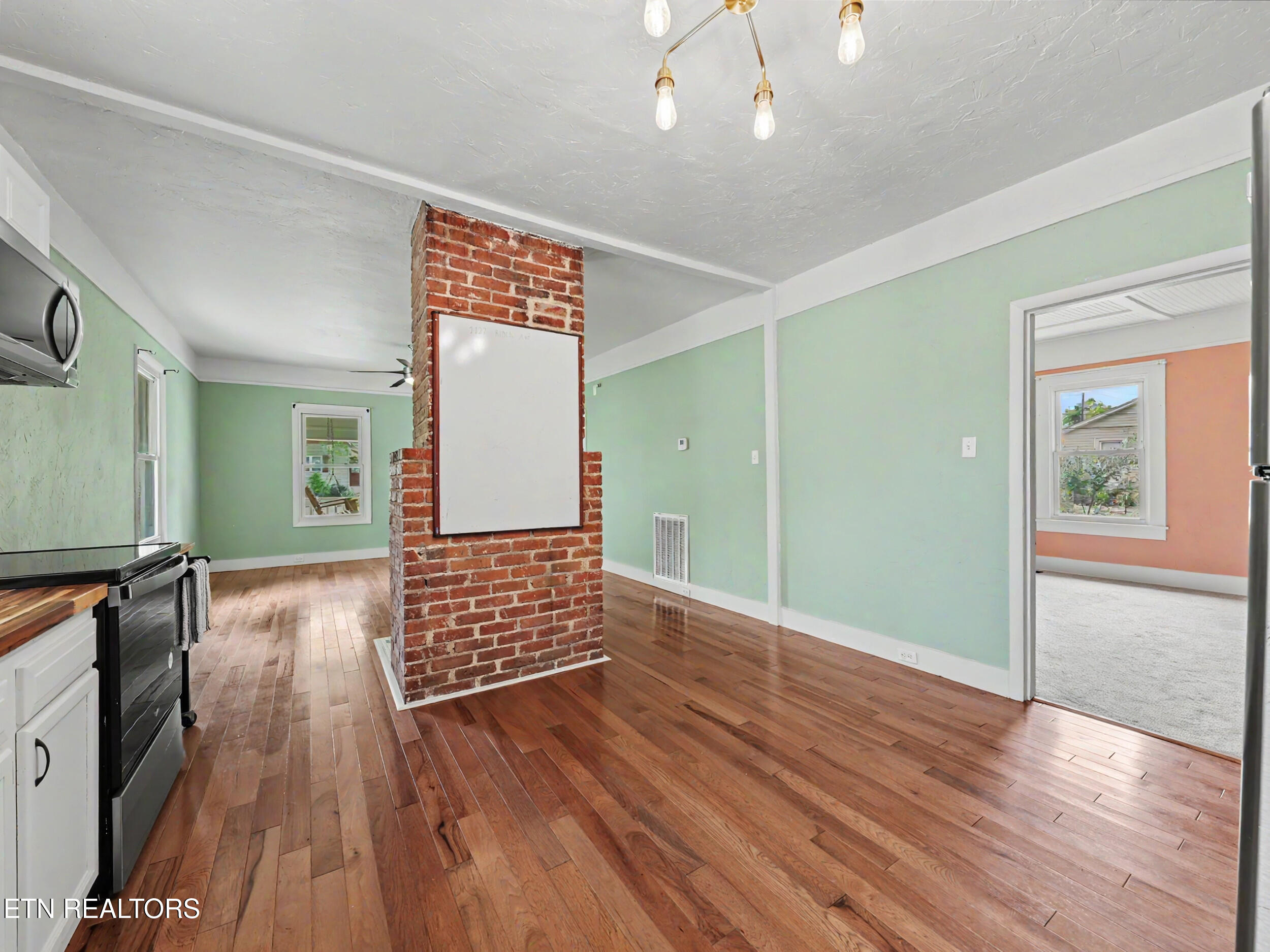 1127 Rider Avenue Knoxville TN 37917