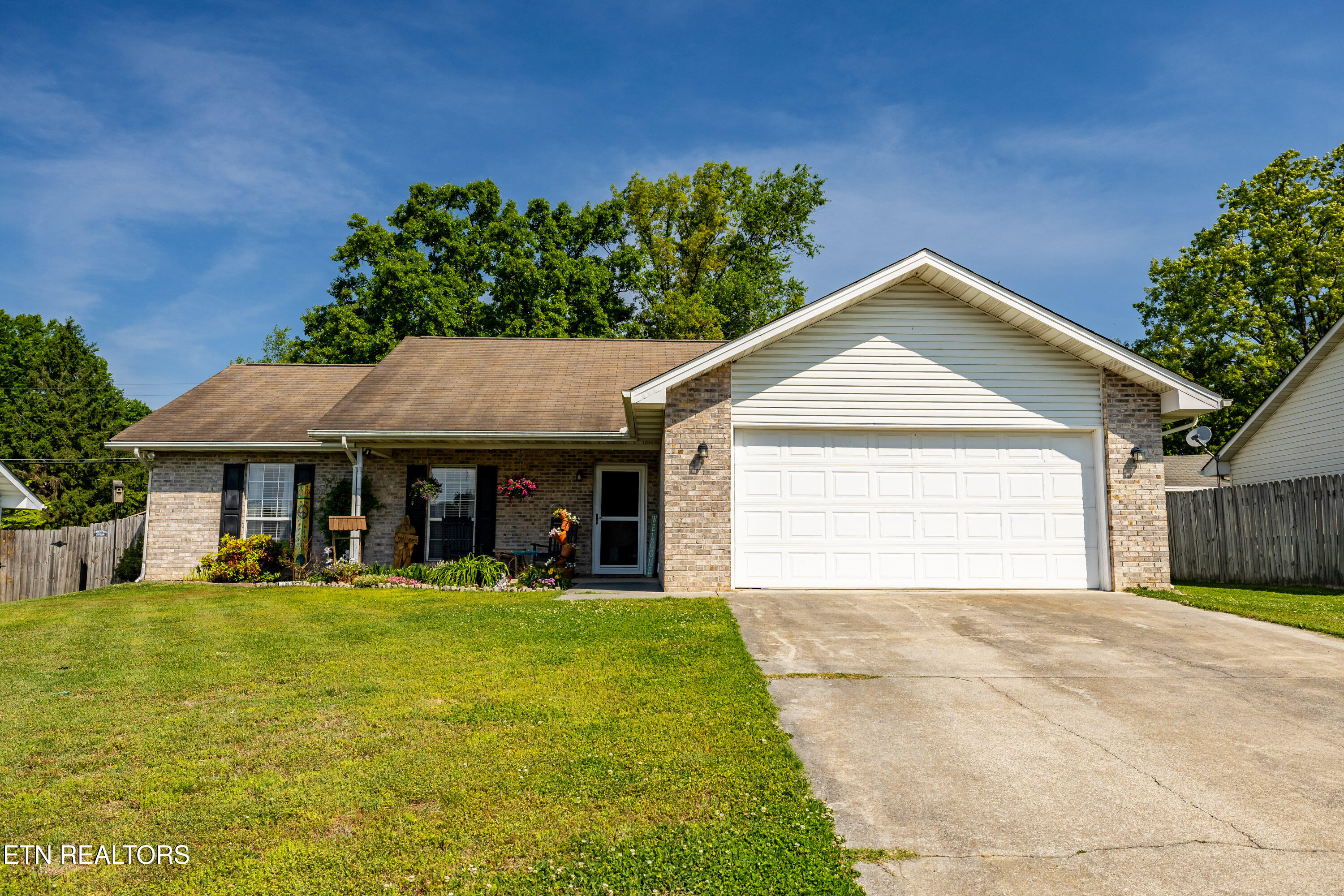 2122 Autumn Oak Circle Maryville TN 37801