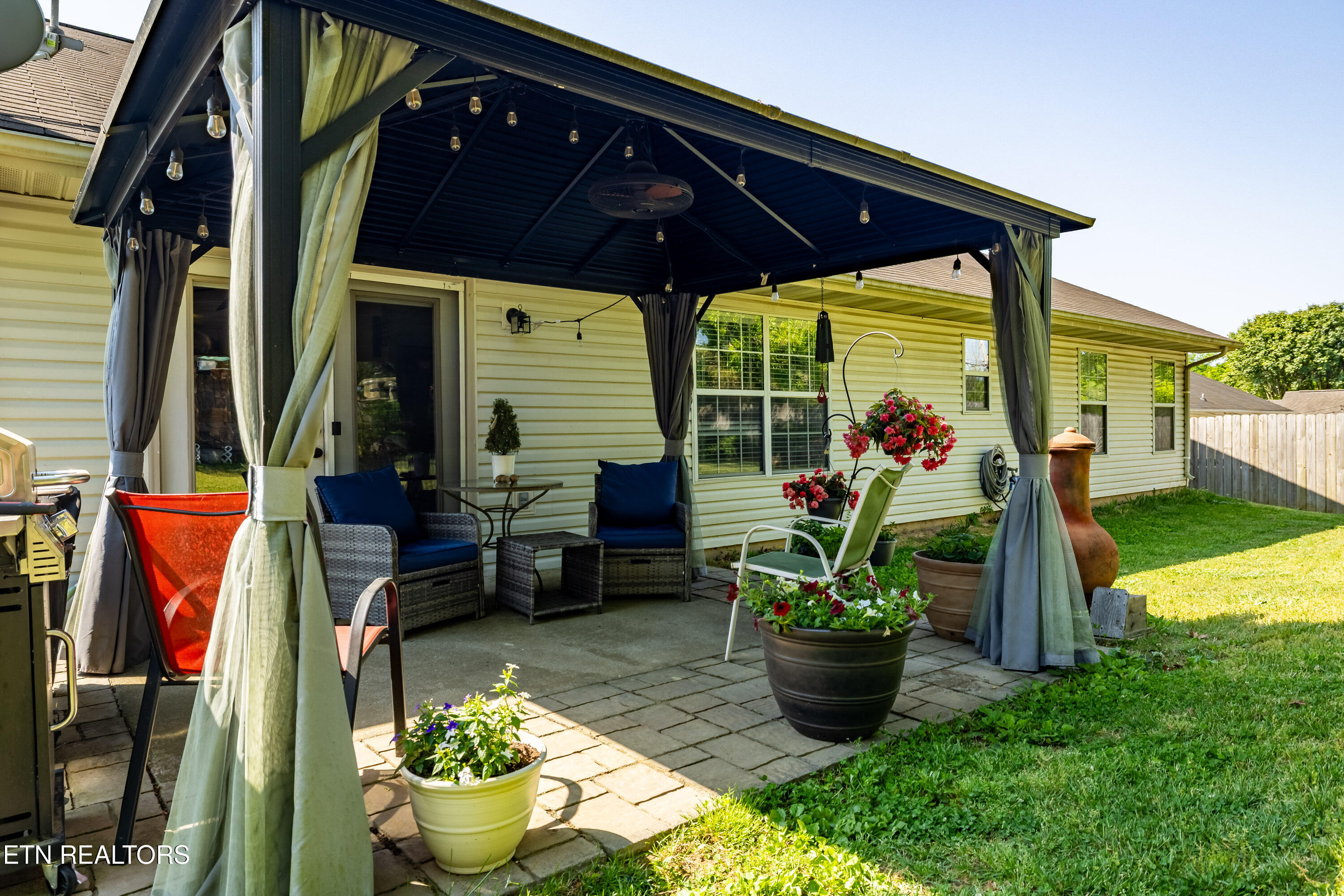 2122 Autumn Oak Circle Maryville TN 37801