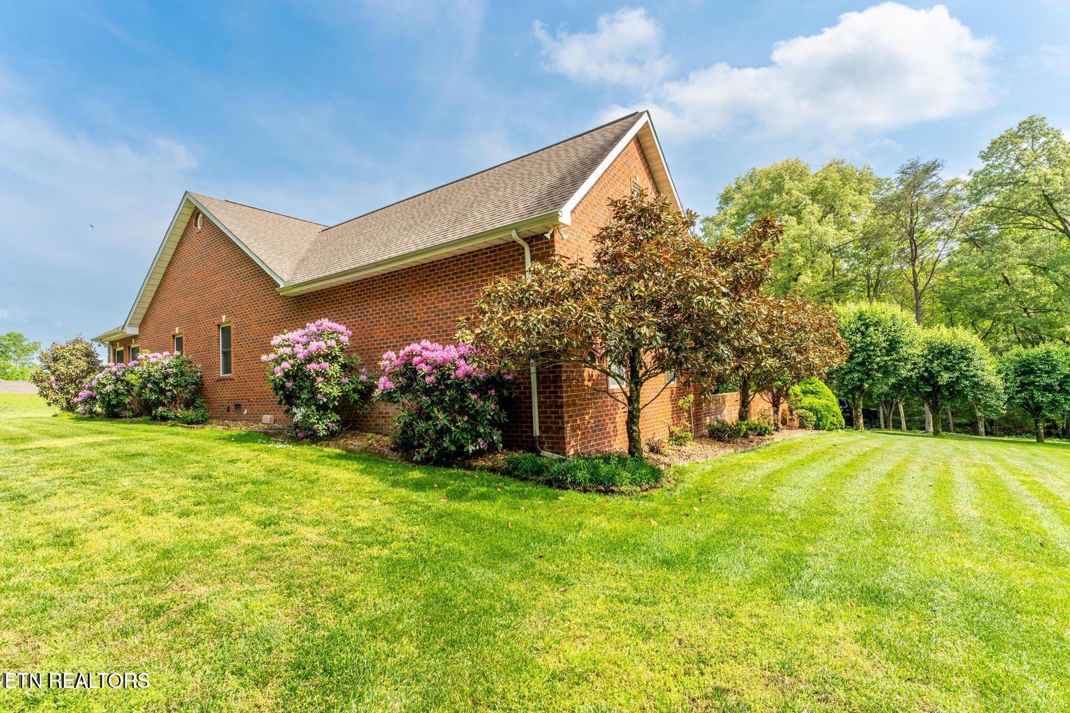 320 Iron Wood Circle Crossville TN 38571