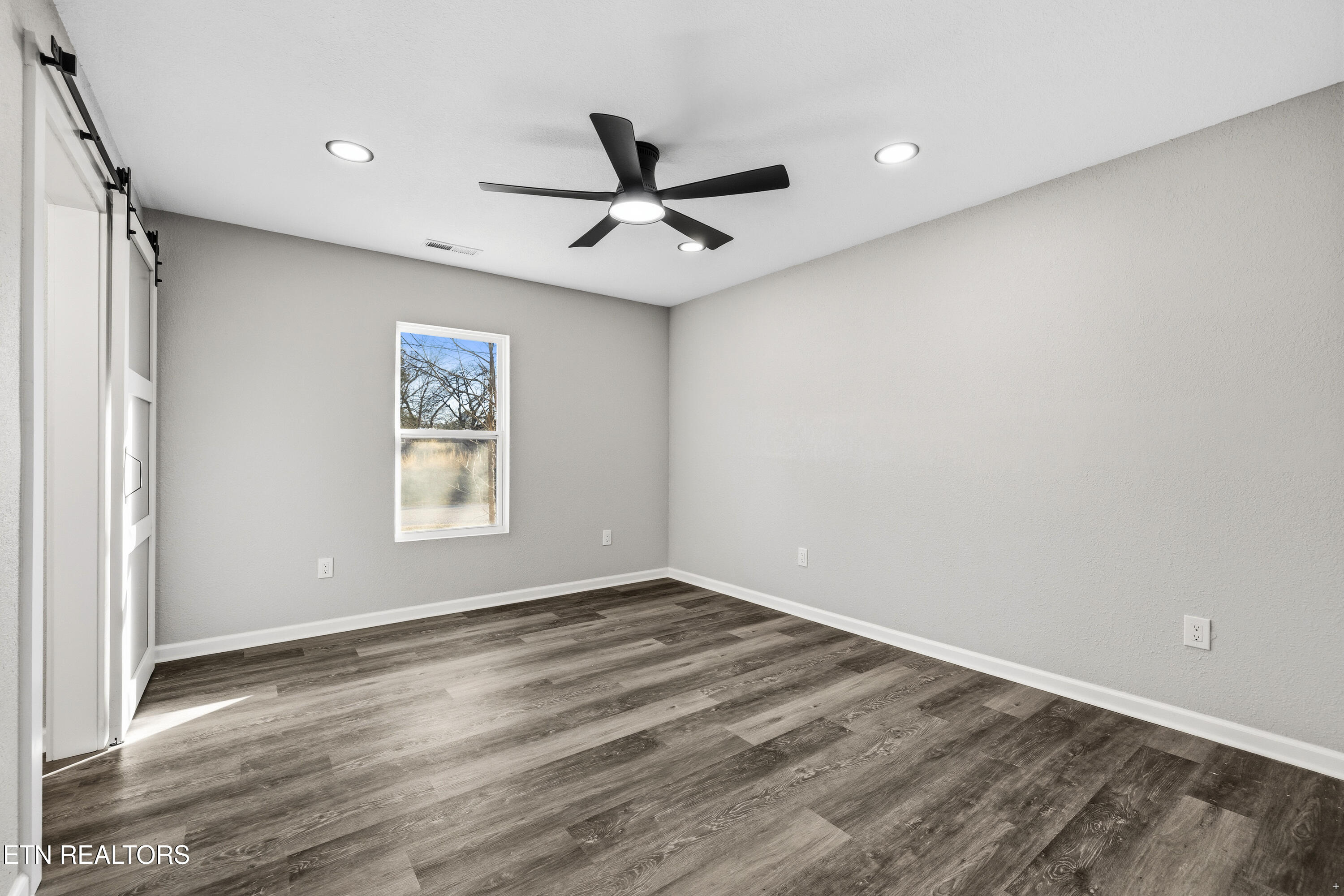 109 Bradys Way Harriman TN 37748