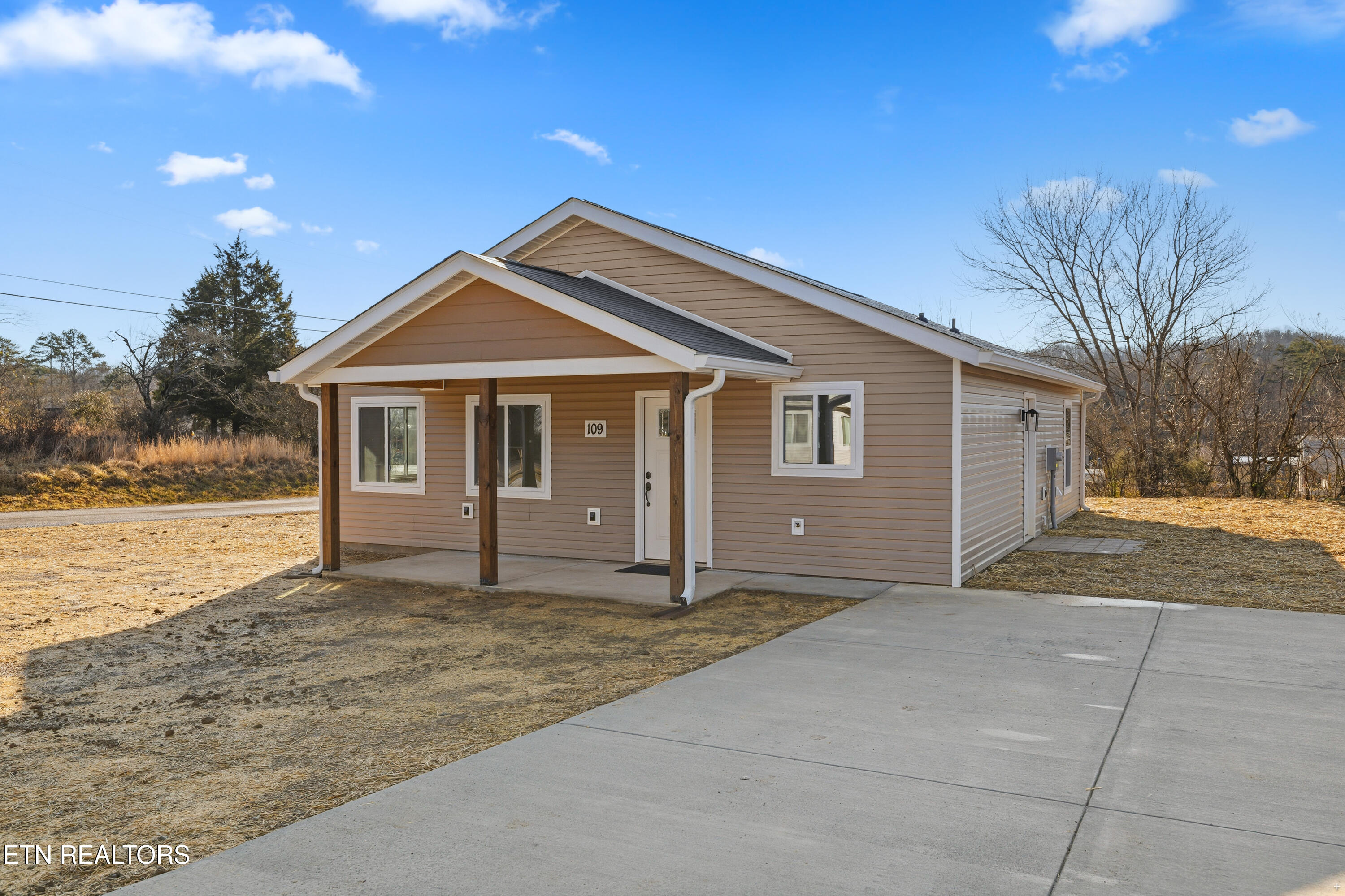 109 Bradys Way Harriman TN 37748