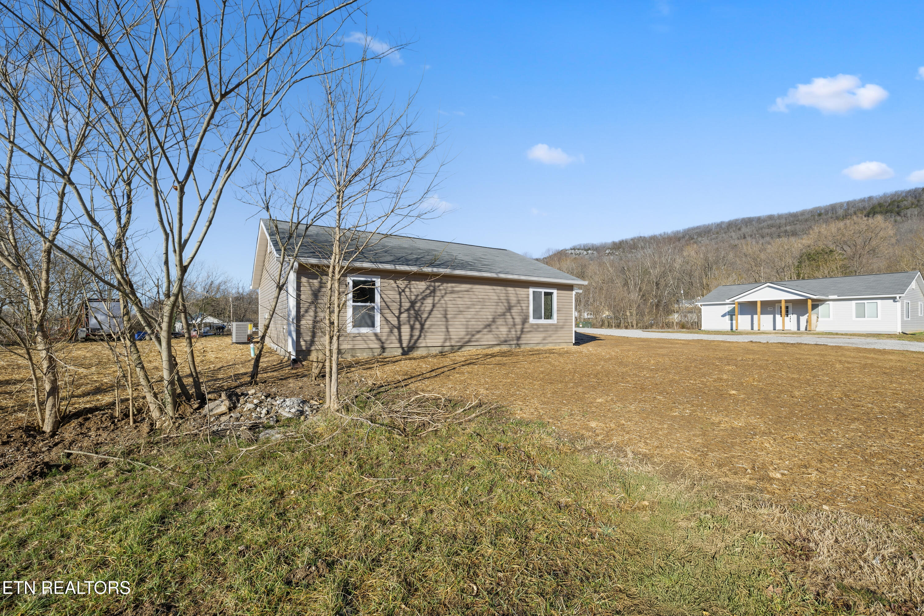 109 Bradys Way Harriman TN 37748