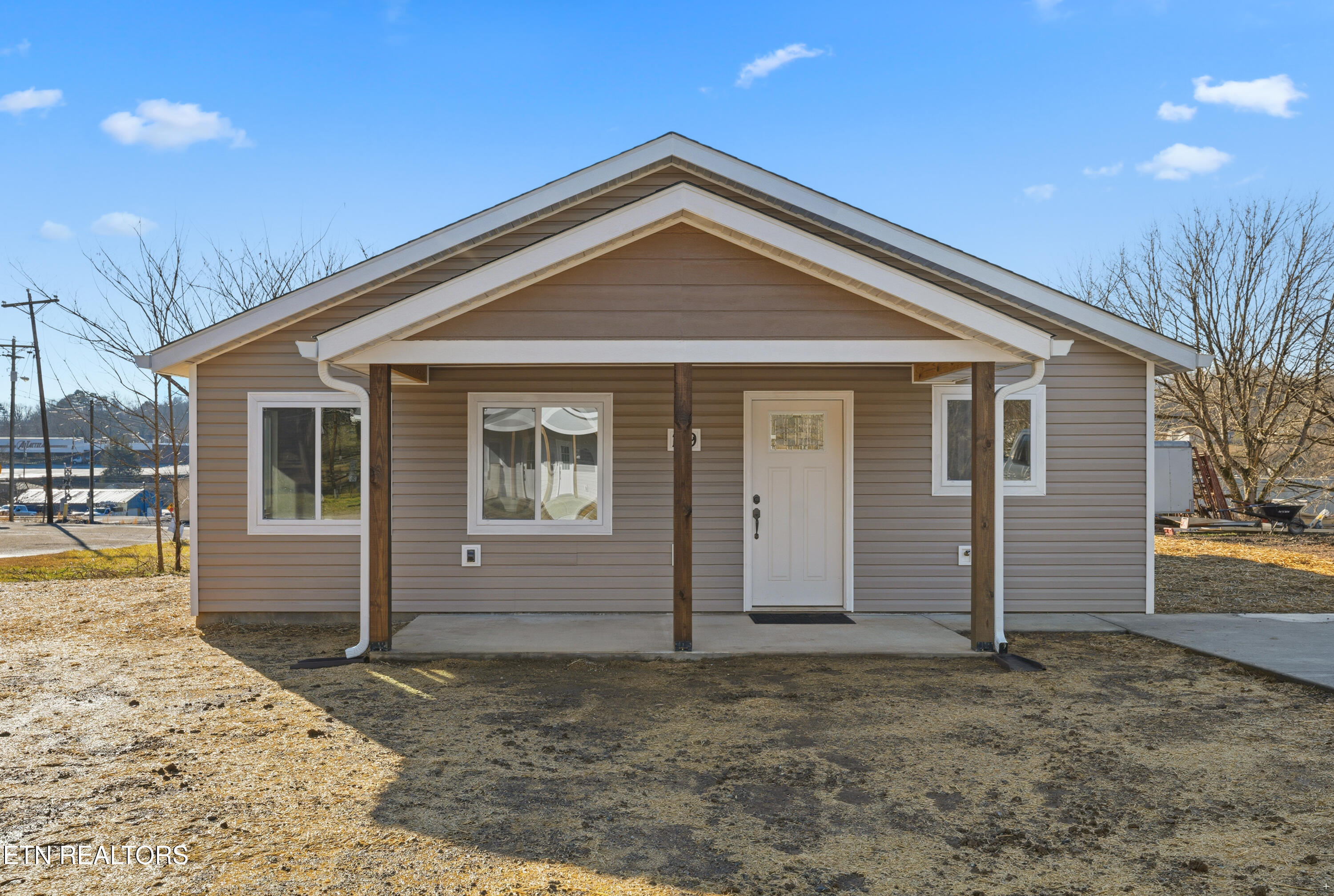 109 Bradys Way Harriman TN 37748