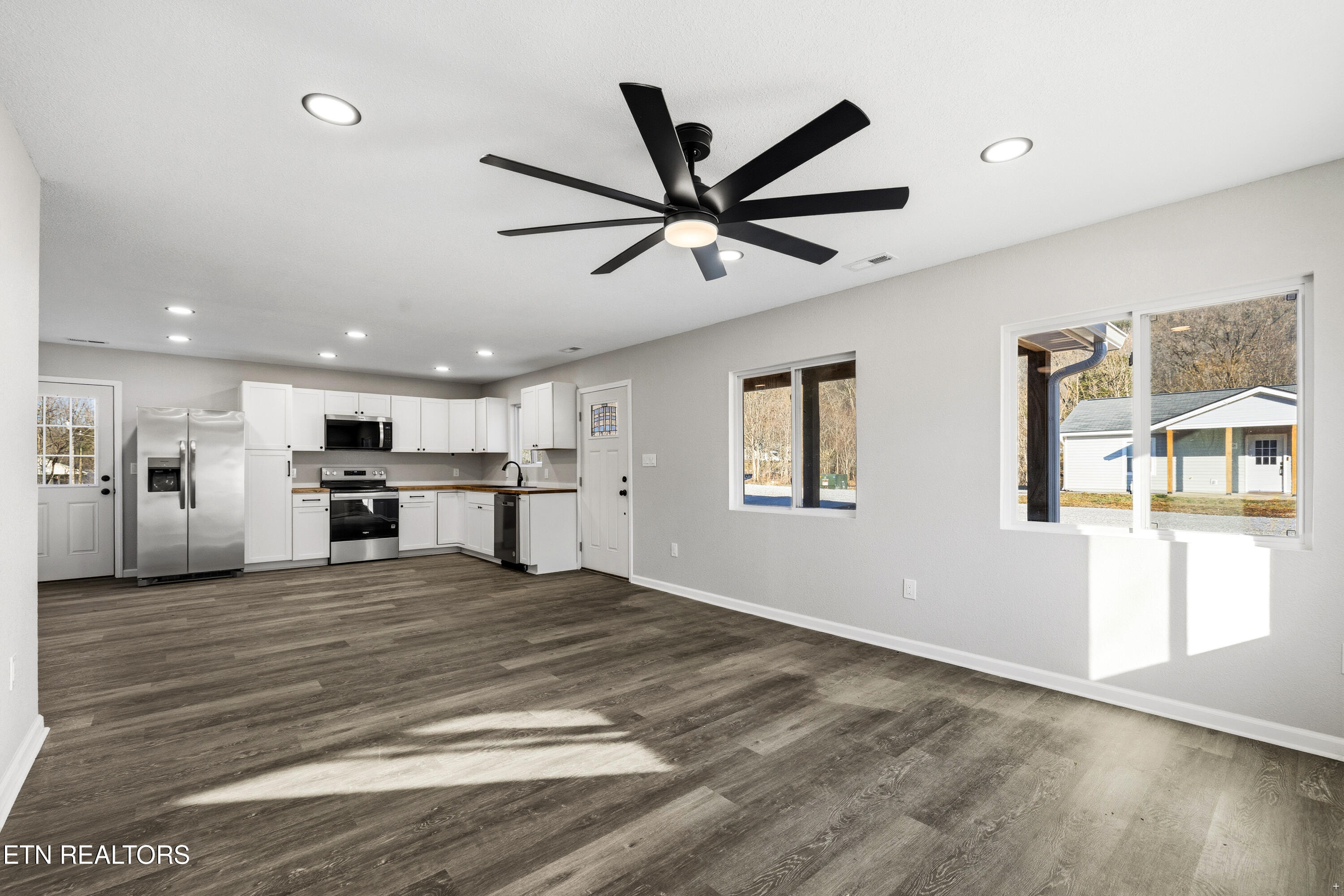 109 Bradys Way Harriman TN 37748