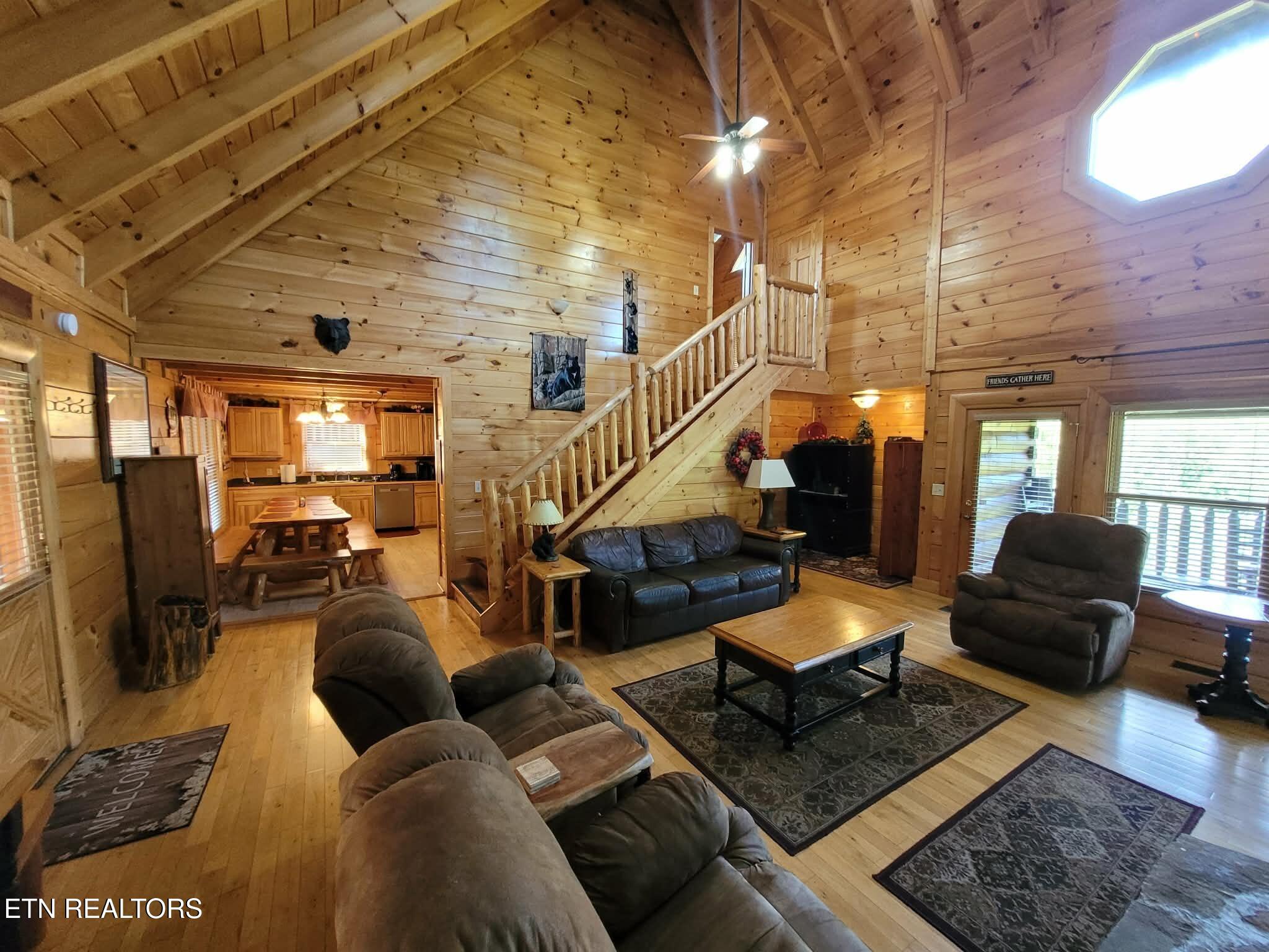 2060 Bear Haven Way Sevierville TN 37876