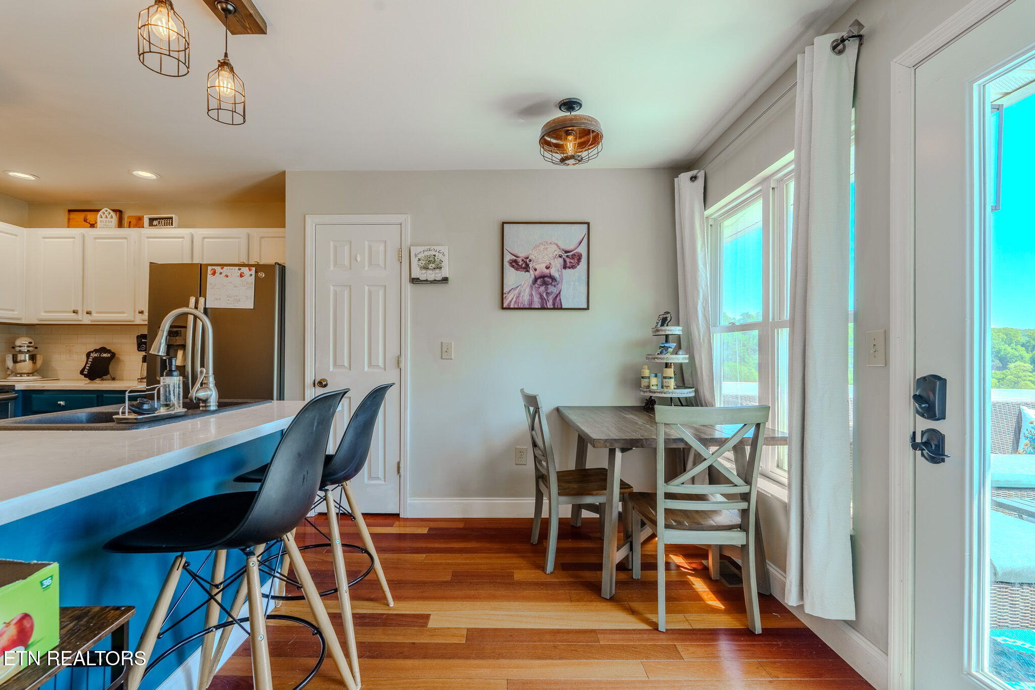 1463 River Run Circle Sevierville TN 37876