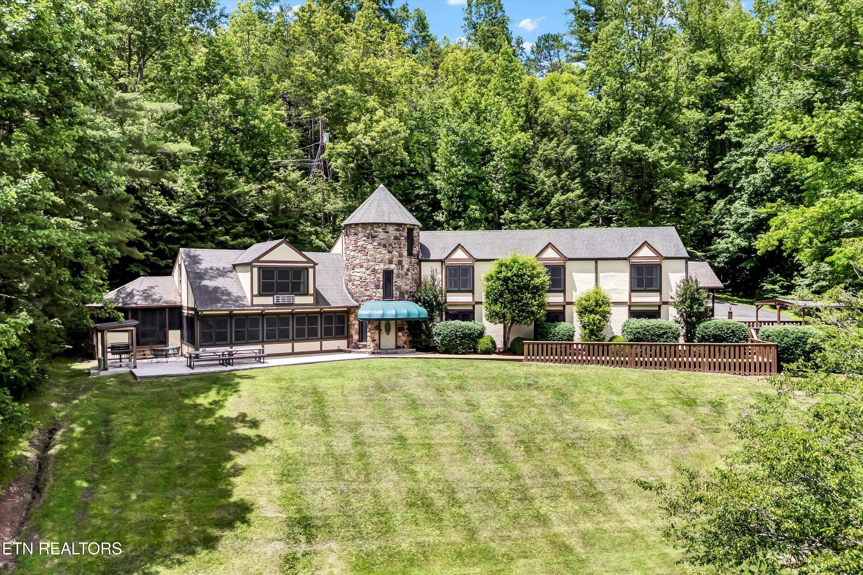 3950 Castle Road Gatlinburg TN 37738