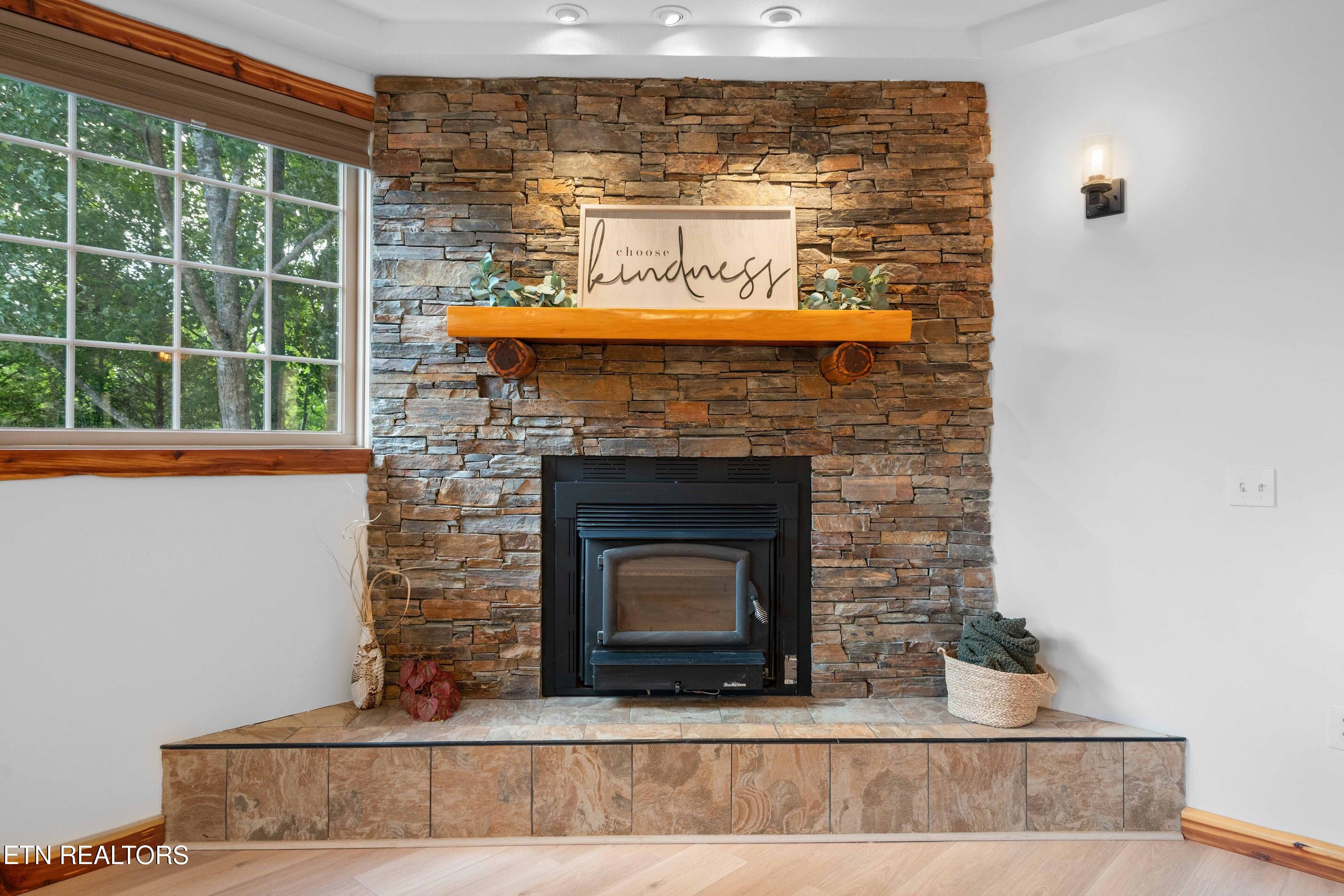 103 Pinnacle Pointe Way Sharps Chapel TN 37866