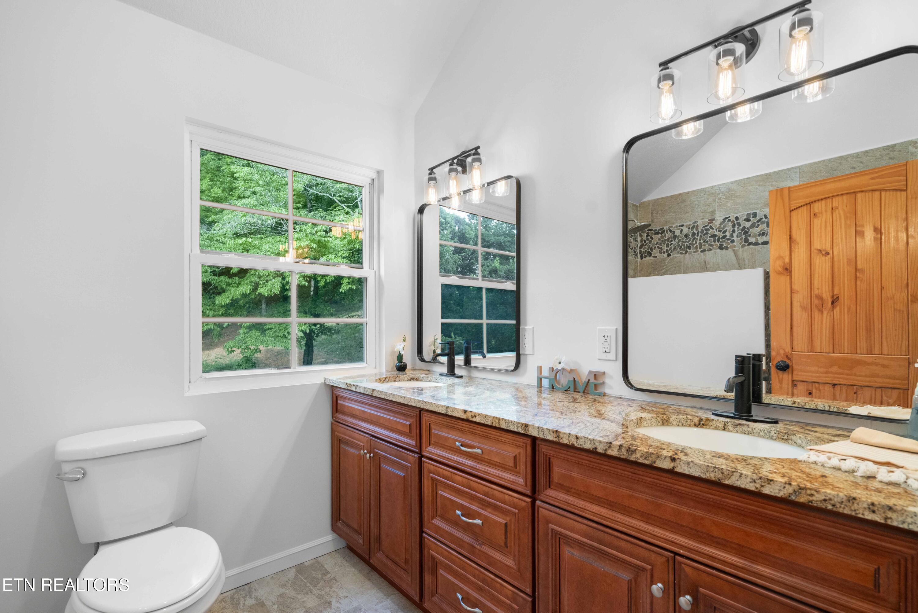 103 Pinnacle Pointe Way Sharps Chapel TN 37866