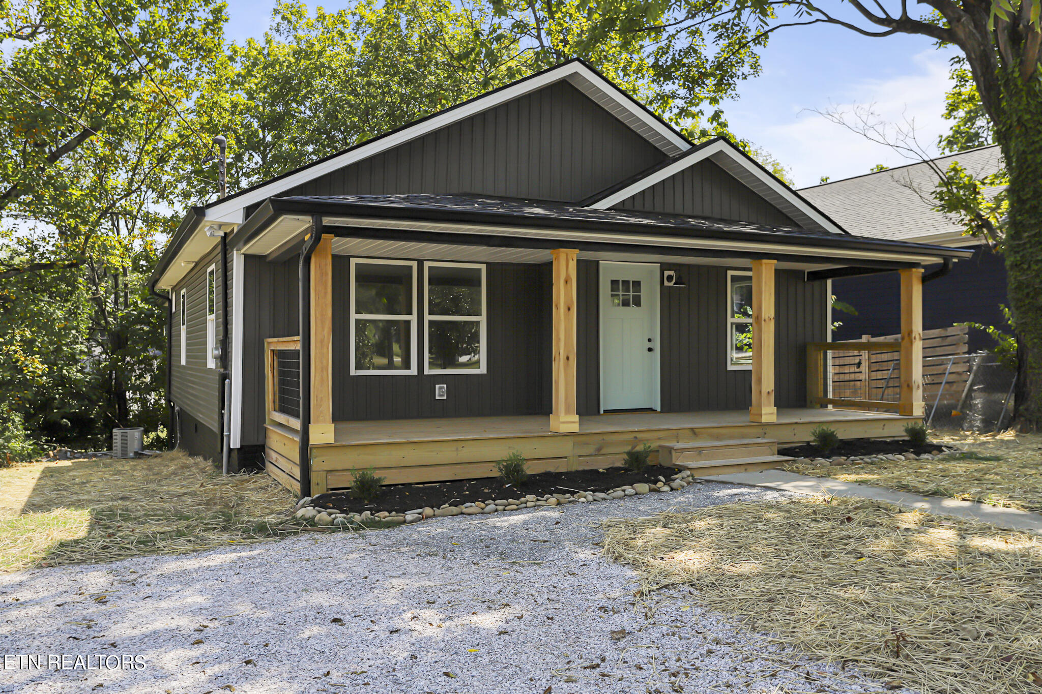 4002 Seahorn Avenue Knoxville TN 37914