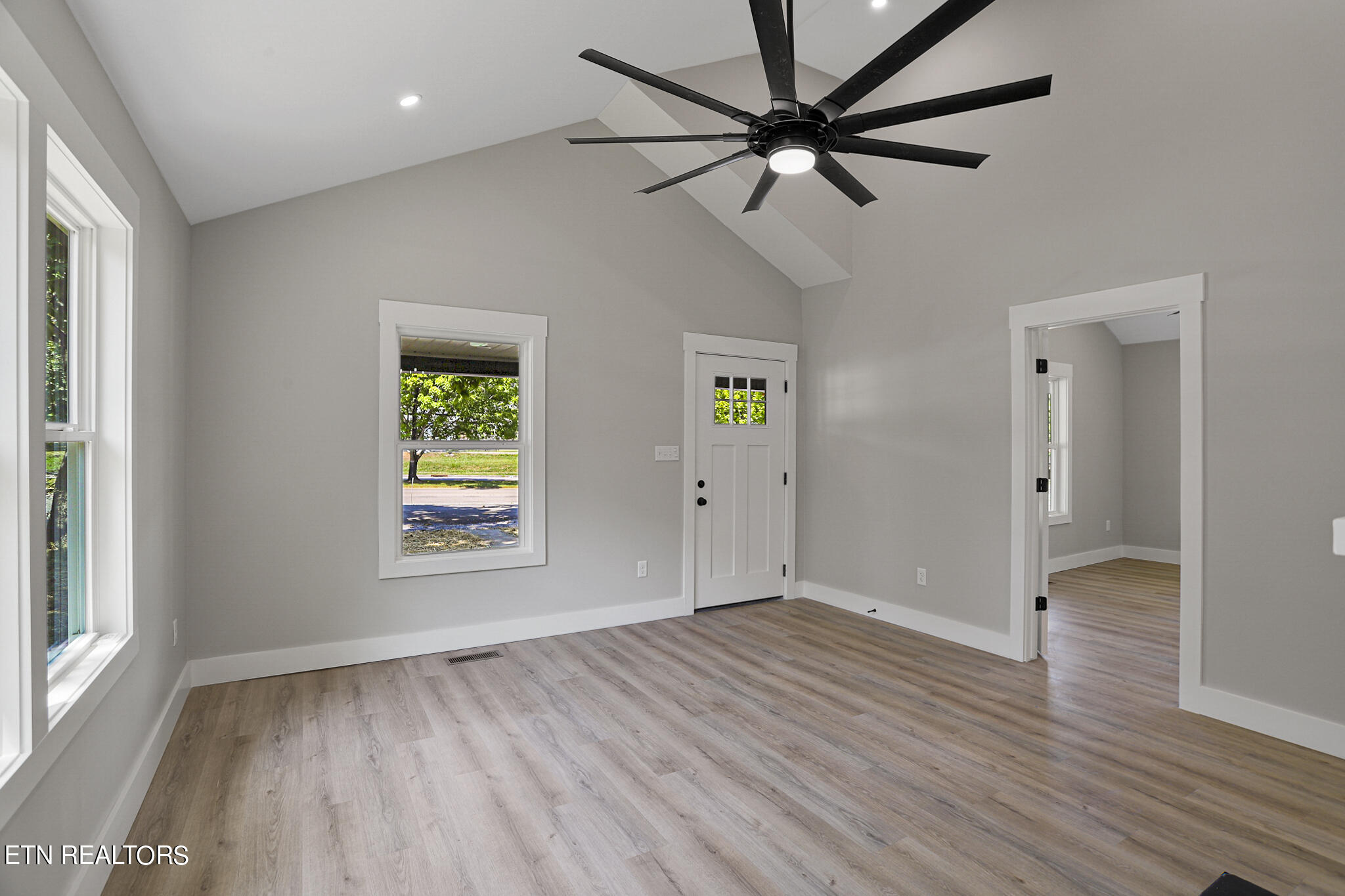 4002 Seahorn Avenue Knoxville TN 37914