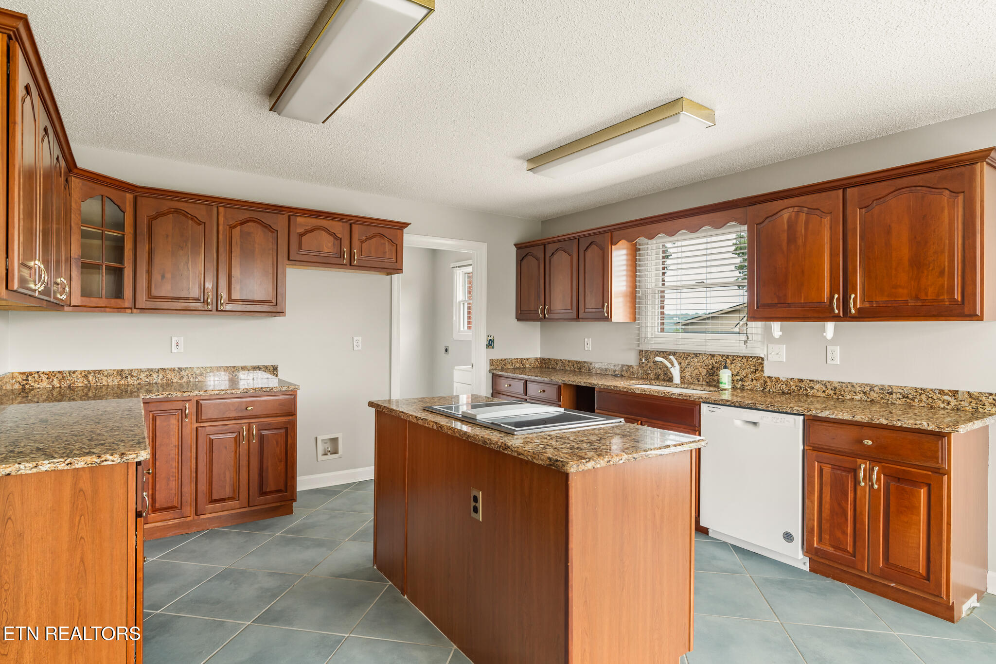 229 High Pointe Village Way Kingston TN 37763