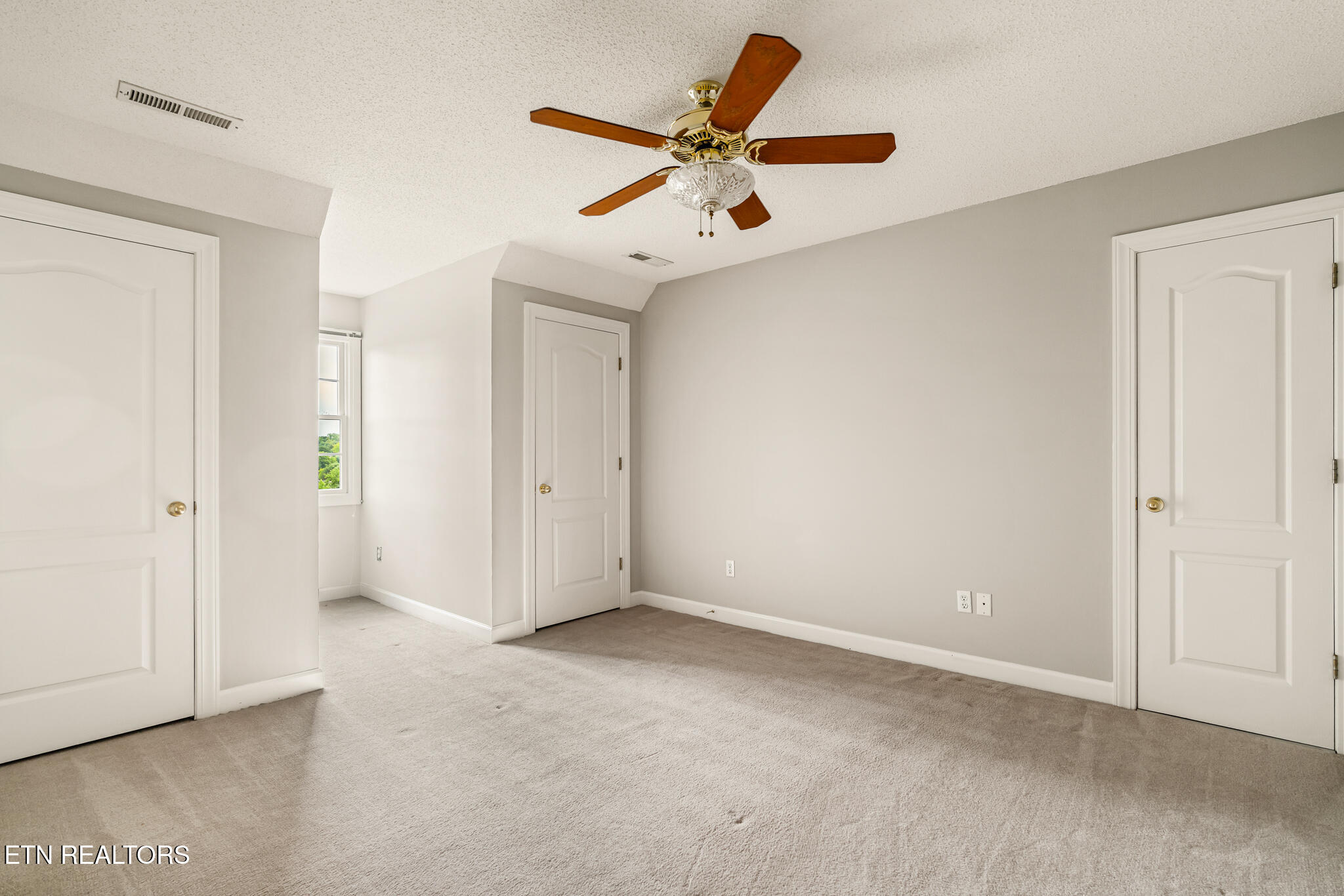 229 High Pointe Village Way Kingston TN 37763