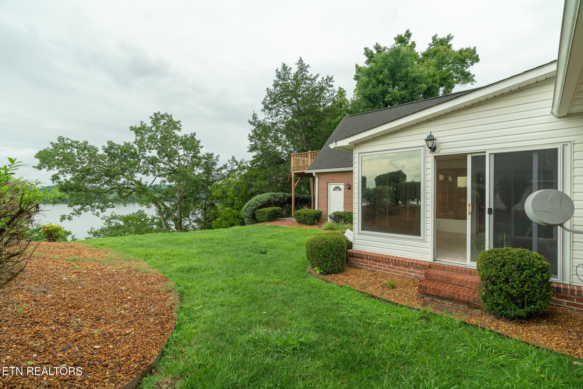 229 High Pointe Village Way Kingston TN 37763