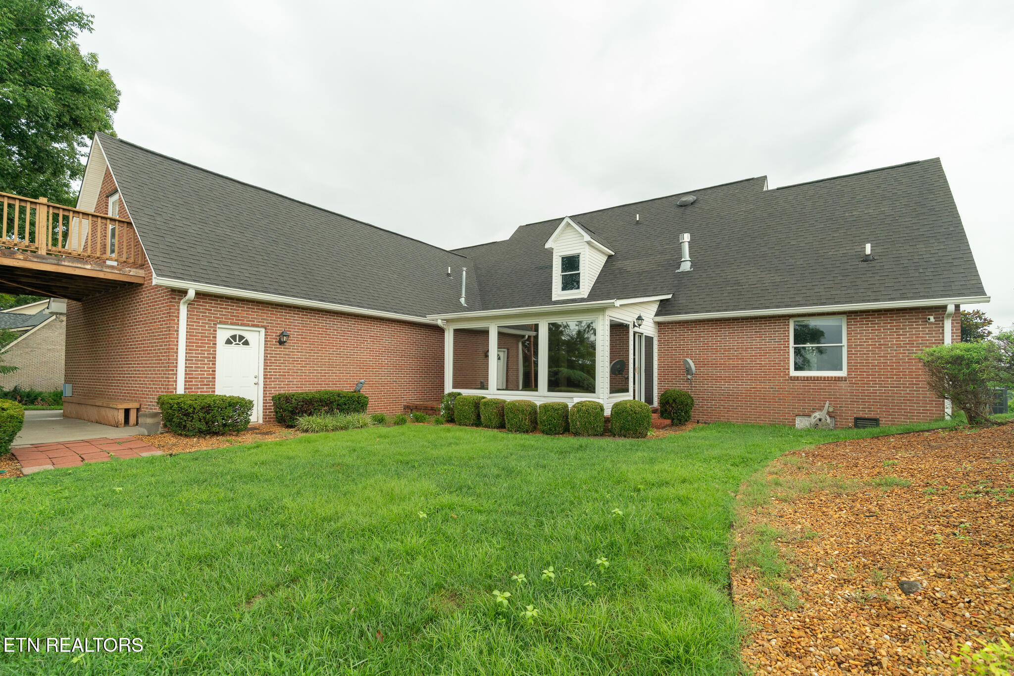 229 High Pointe Village Way Kingston TN 37763