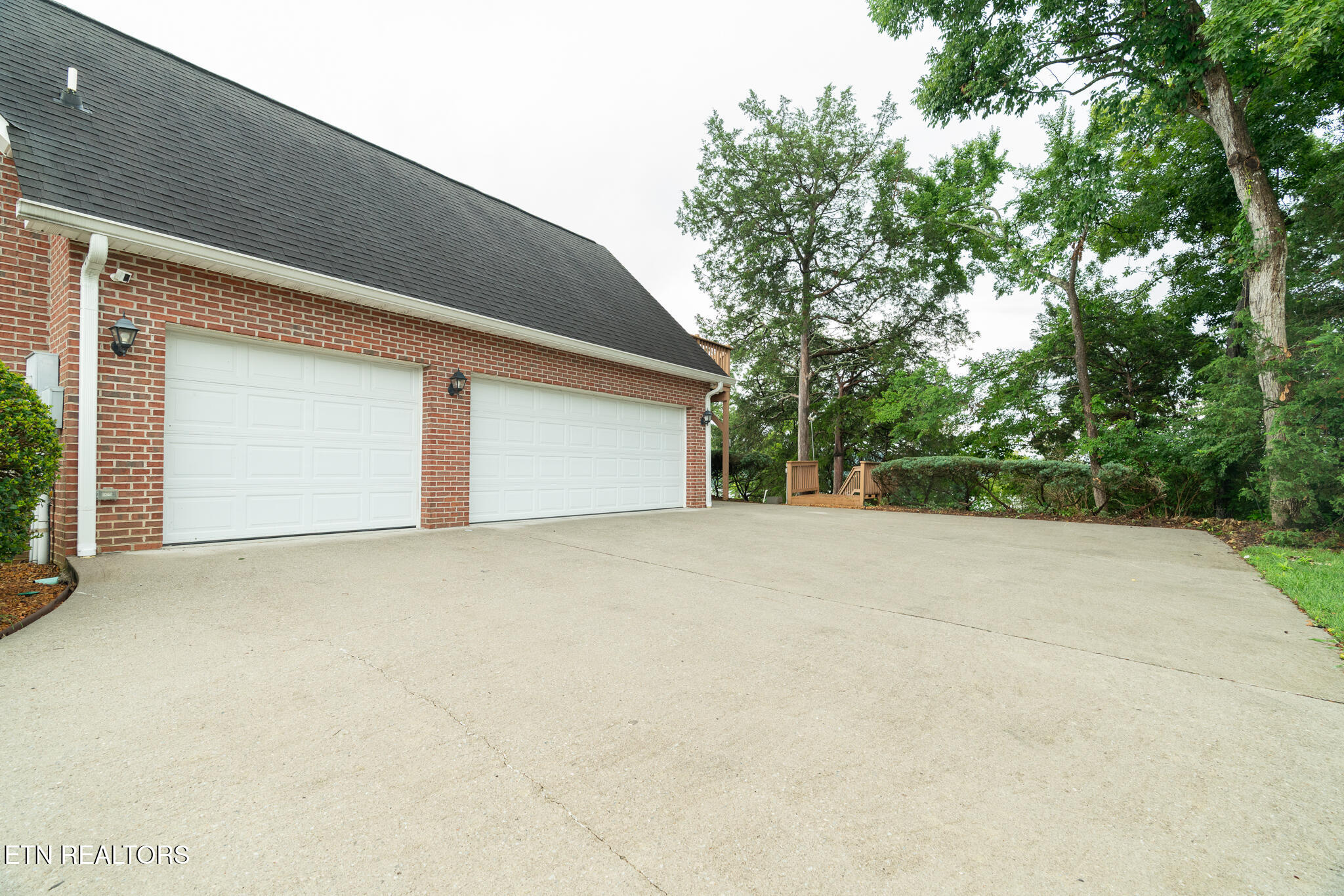 229 High Pointe Village Way Kingston TN 37763