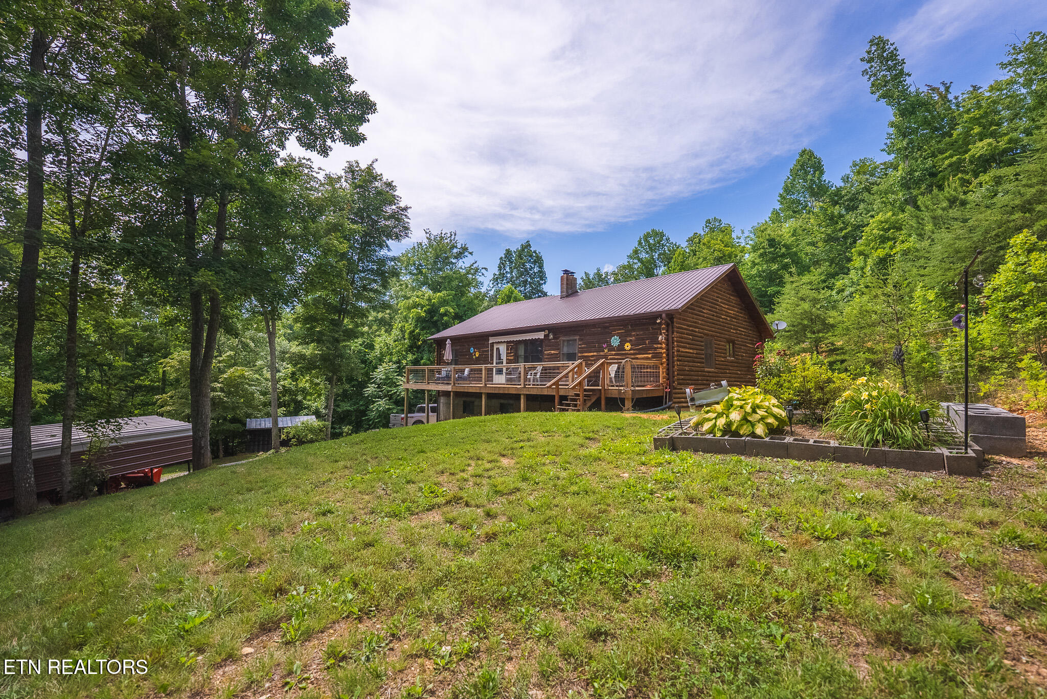 2733 Rackum Road Thorn Hill TN 37881