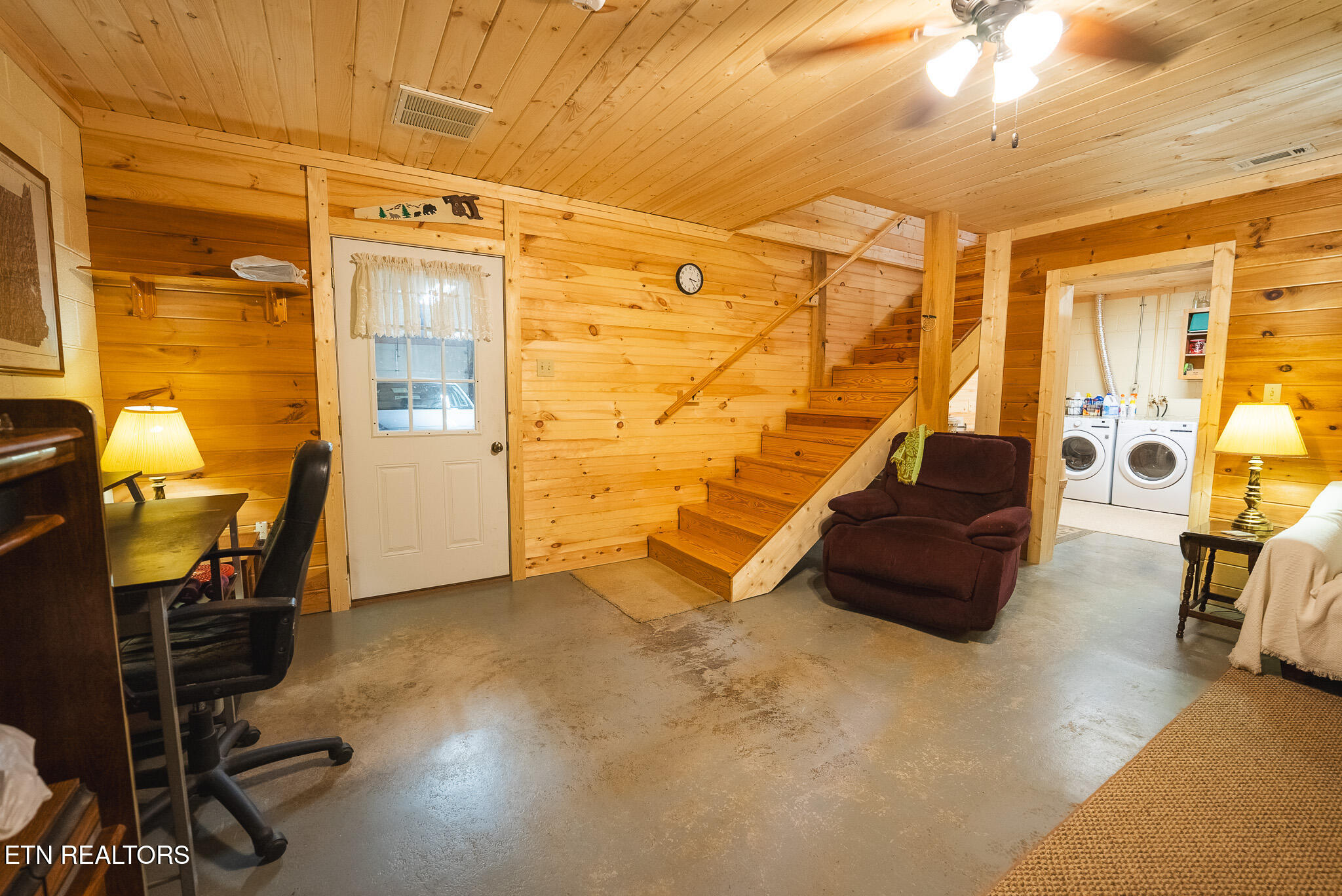 2733 Rackum Road Thorn Hill TN 37881