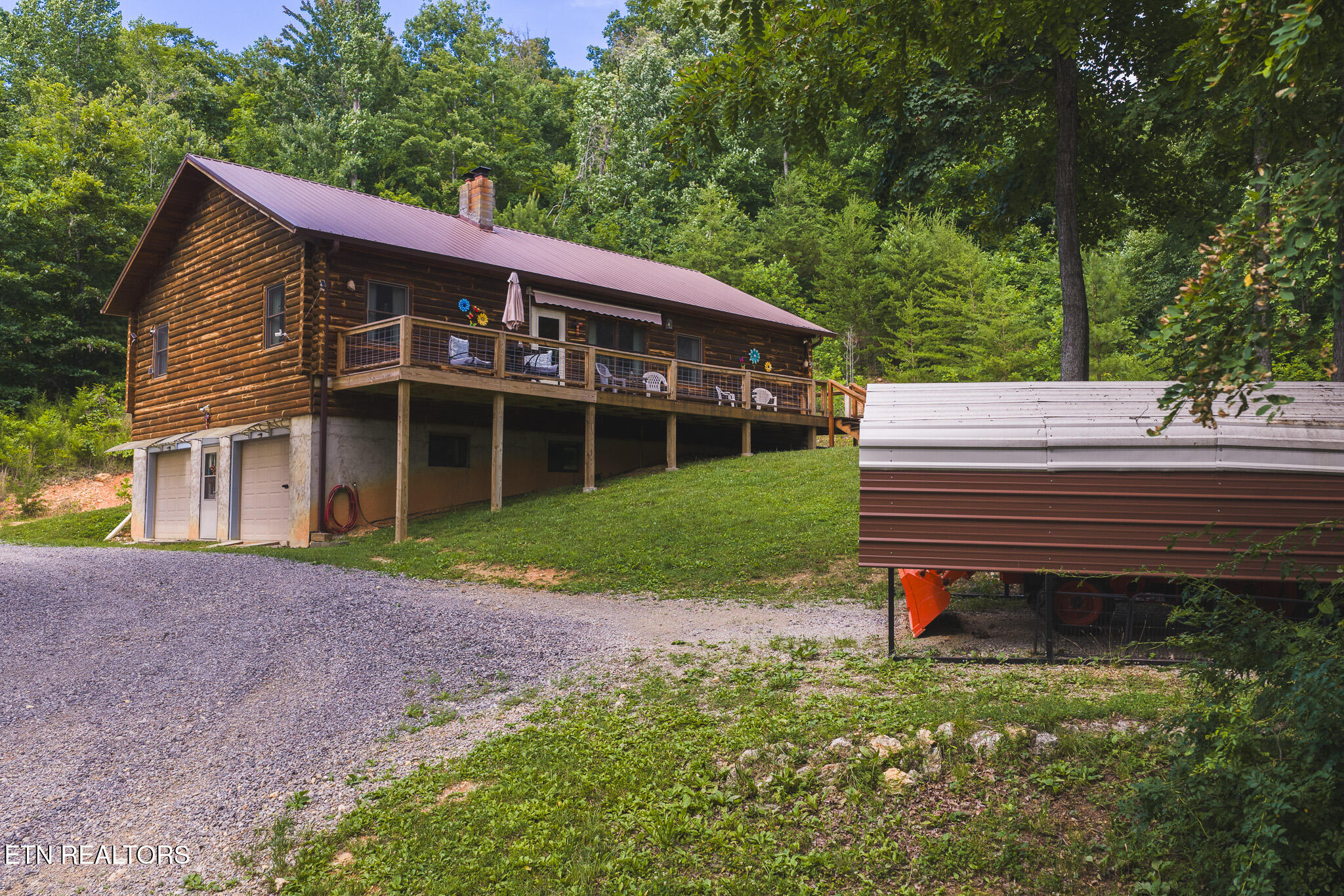 2733 Rackum Road Thorn Hill TN 37881