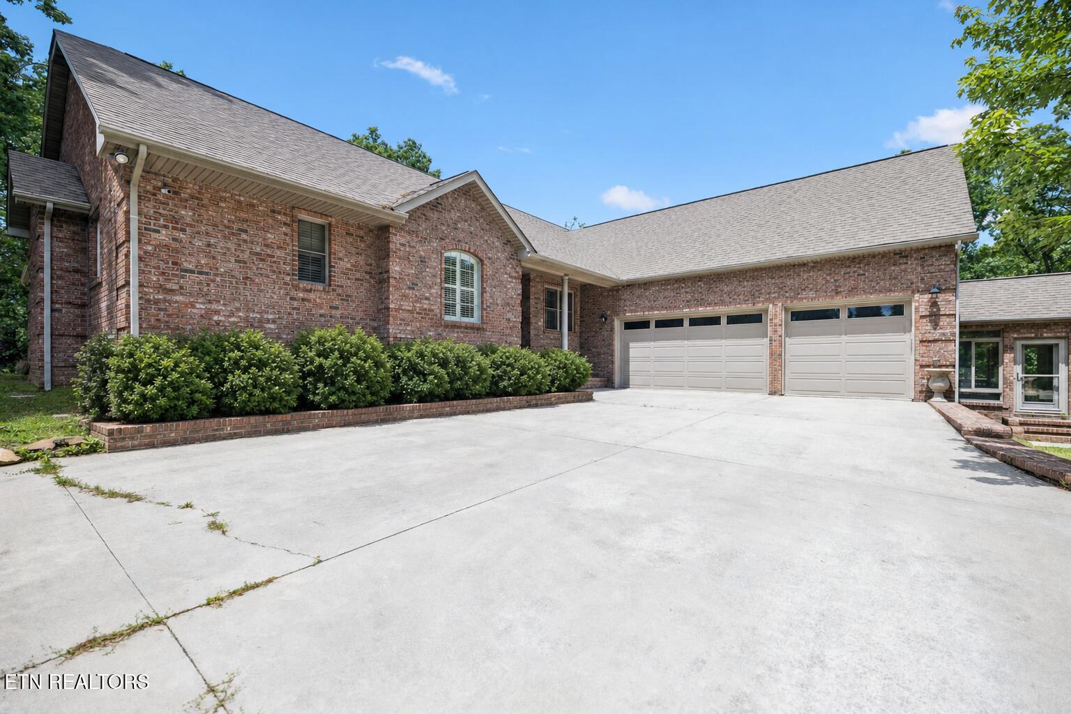54 Fairway Court Crossville TN 38571