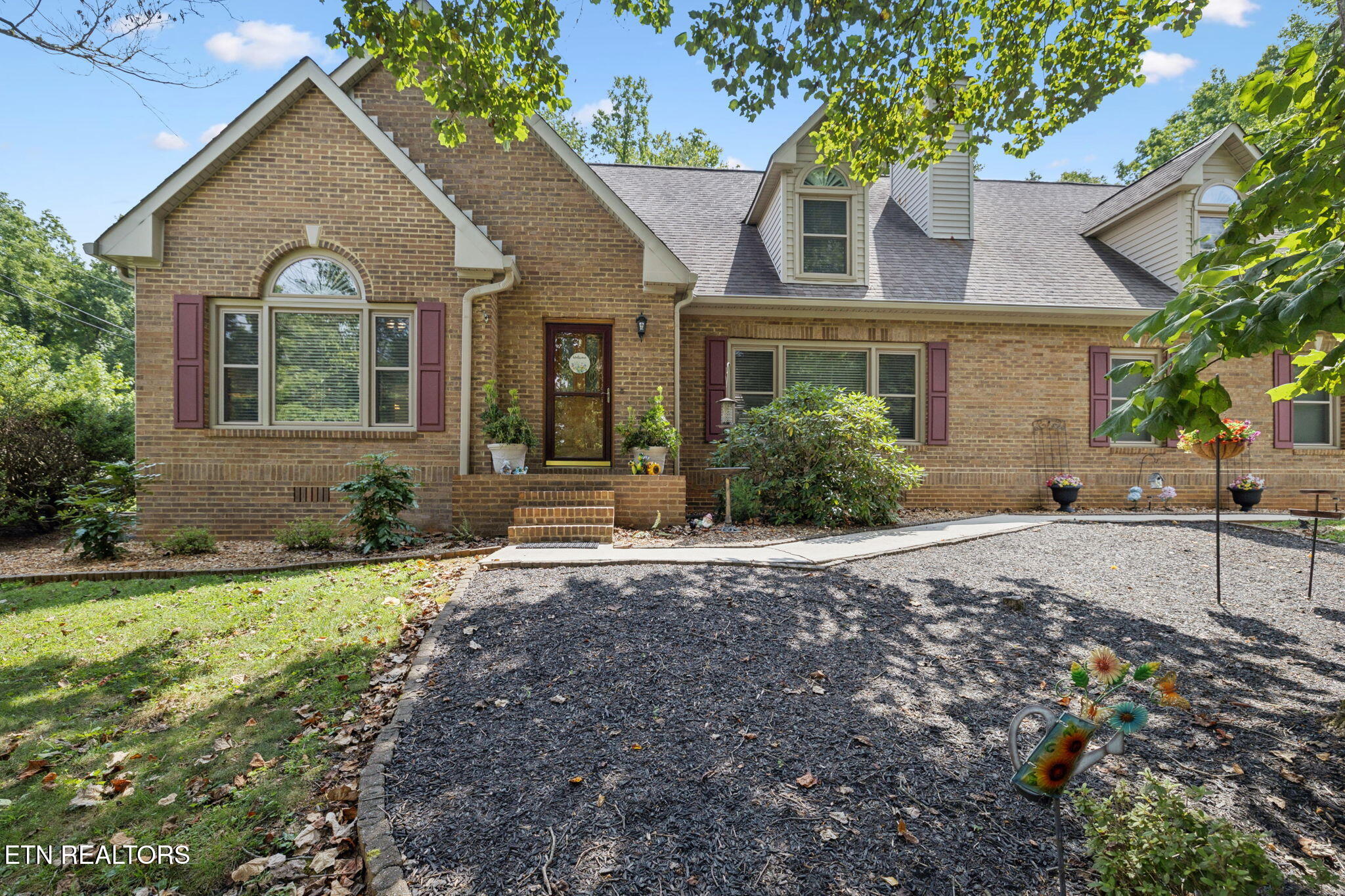 103 Nelson Place Harriman TN 37748
