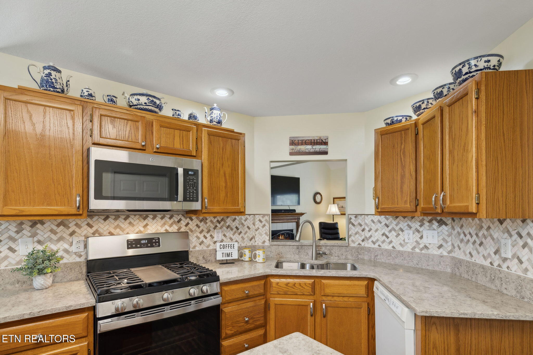 103 Nelson Place Harriman TN 37748