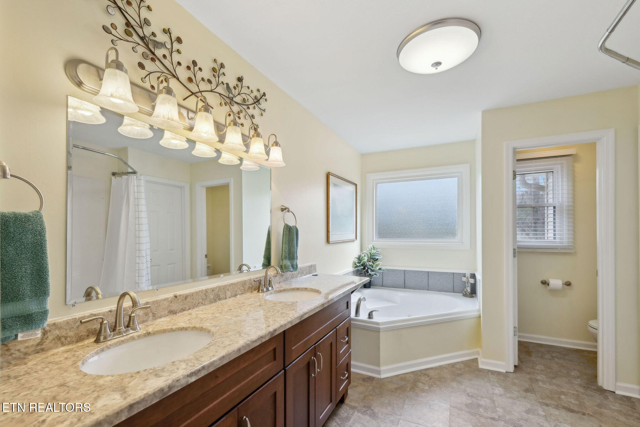 103 Nelson Place Harriman TN 37748