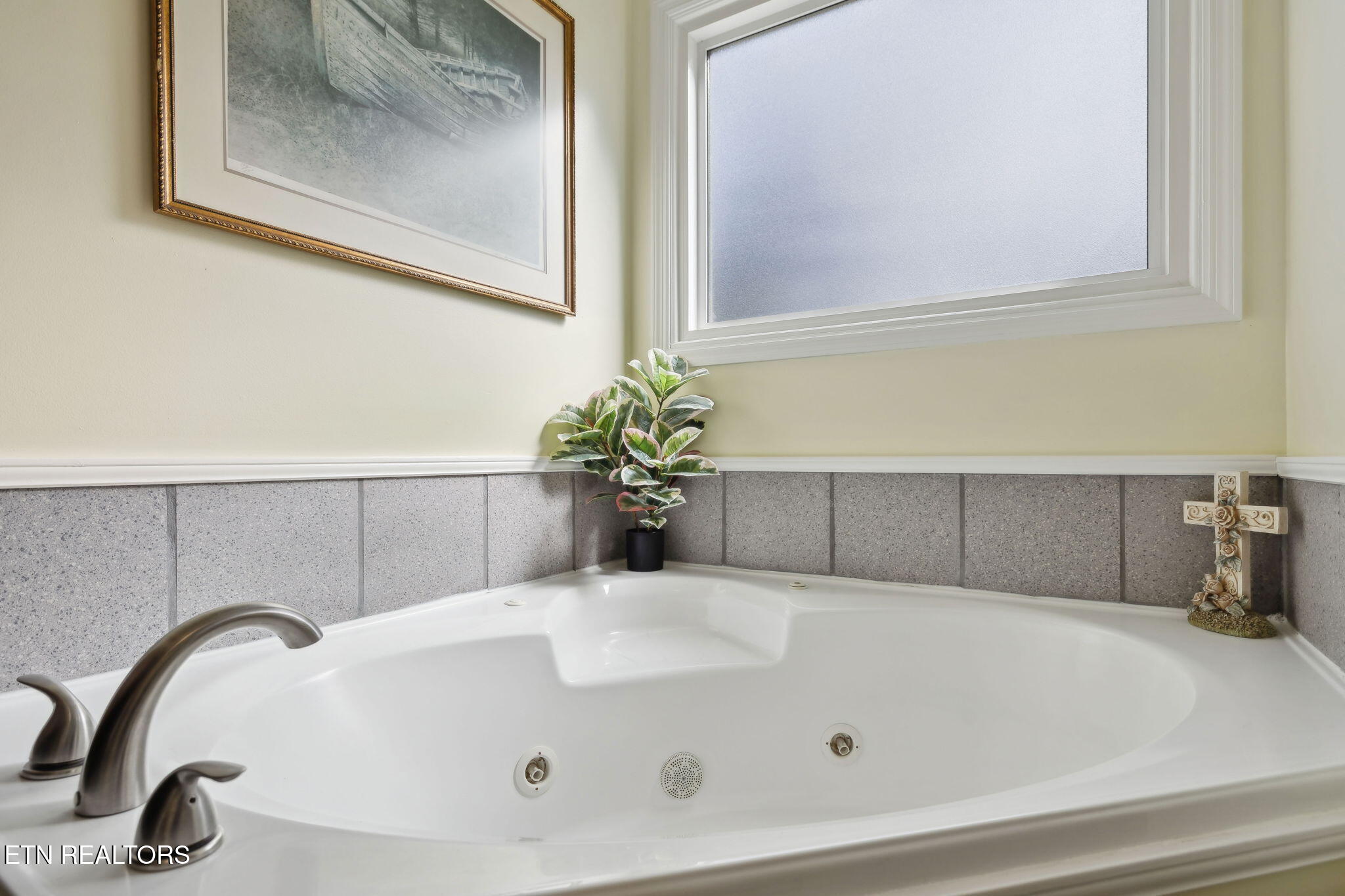 103 Nelson Place Harriman TN 37748