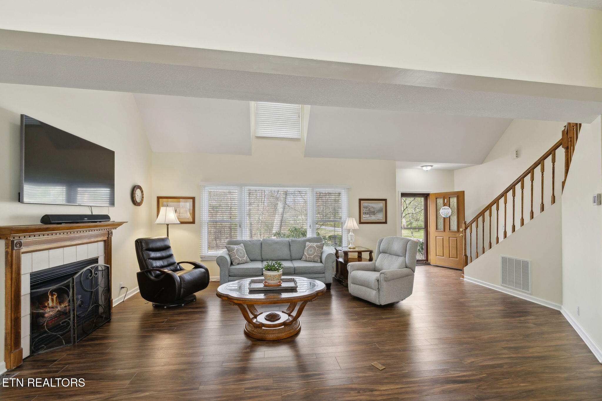 103 Nelson Place Harriman TN 37748