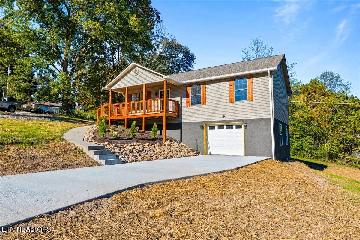 811 S 15th Street Lafollette TN 37766