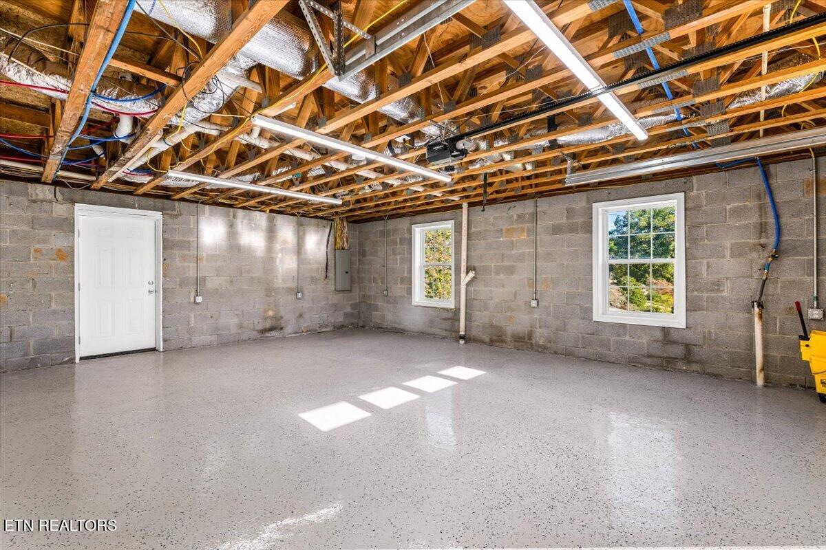 811 S 15th Street Lafollette TN 37766