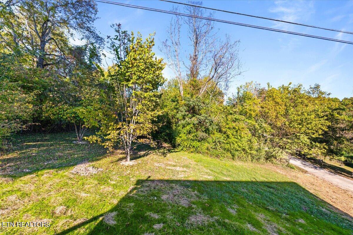 811 S 15th Street Lafollette TN 37766