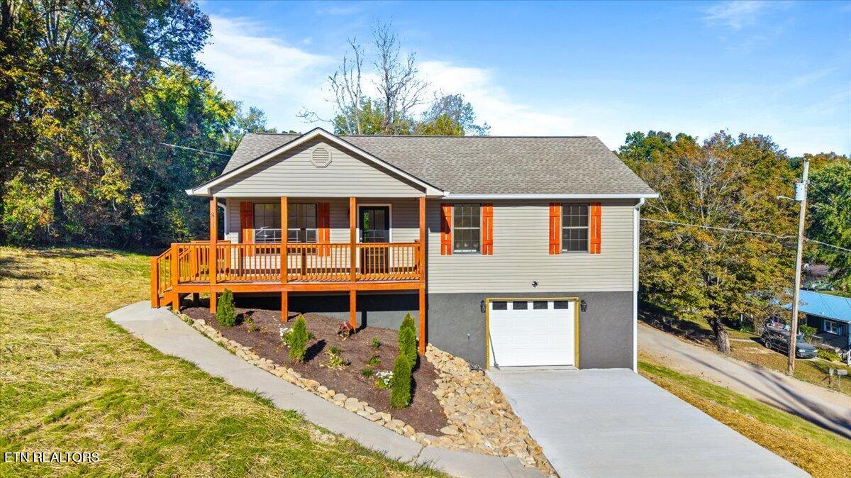 811 S 15th Street Lafollette TN 37766